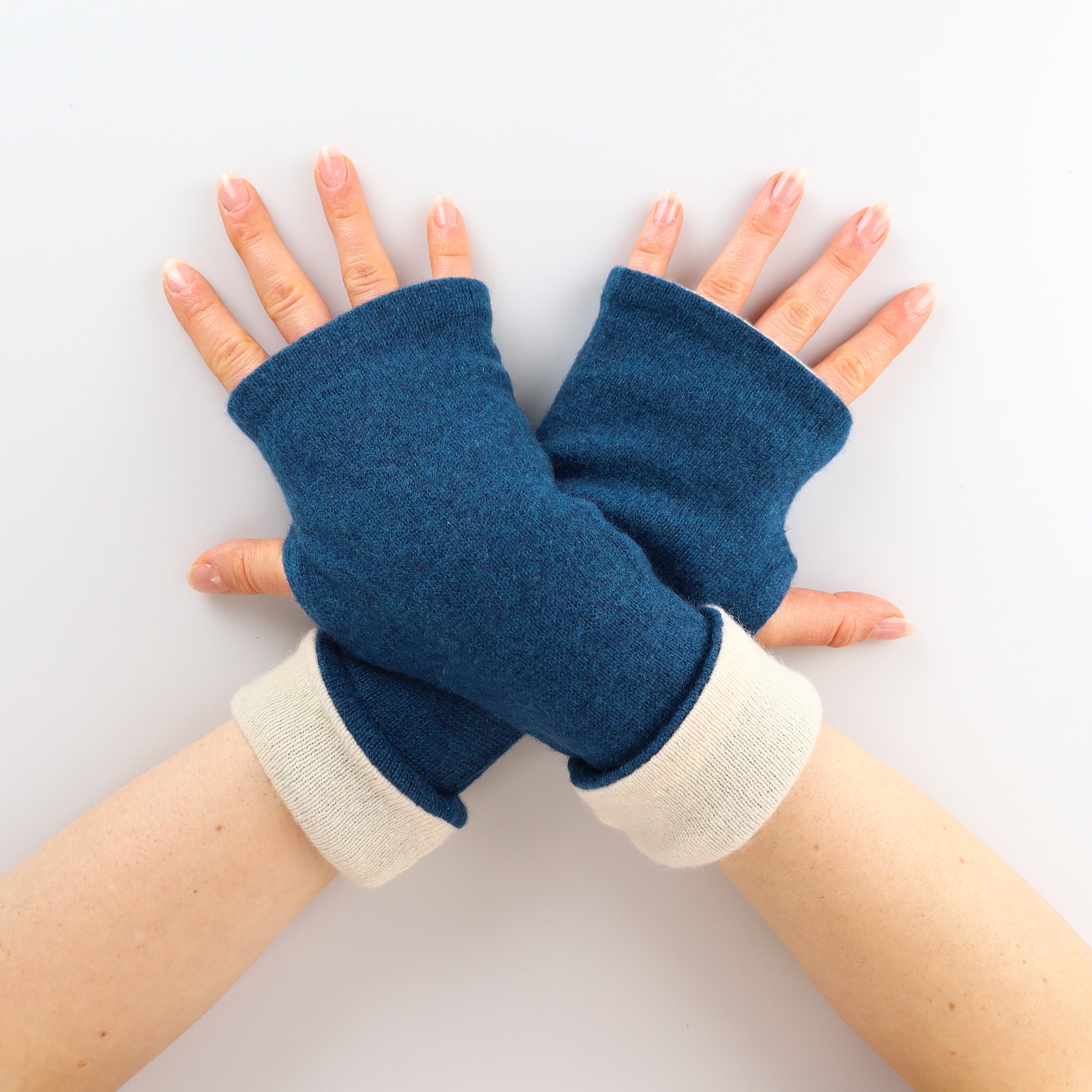 Peacock Blue and Pale Sand Reversible Cashmere Fingerless Gloves