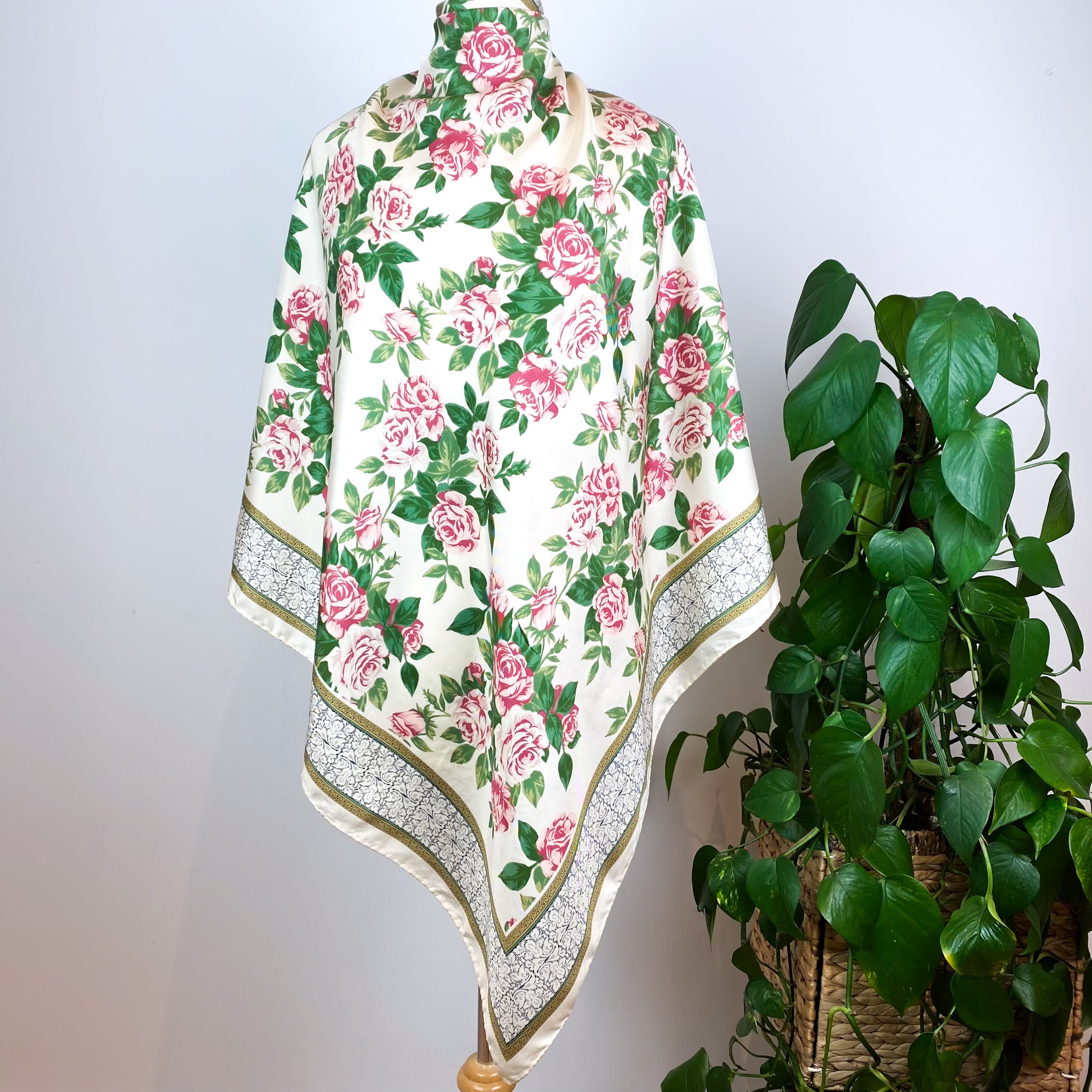 Large Floral Roses Vintage Silk Scarf