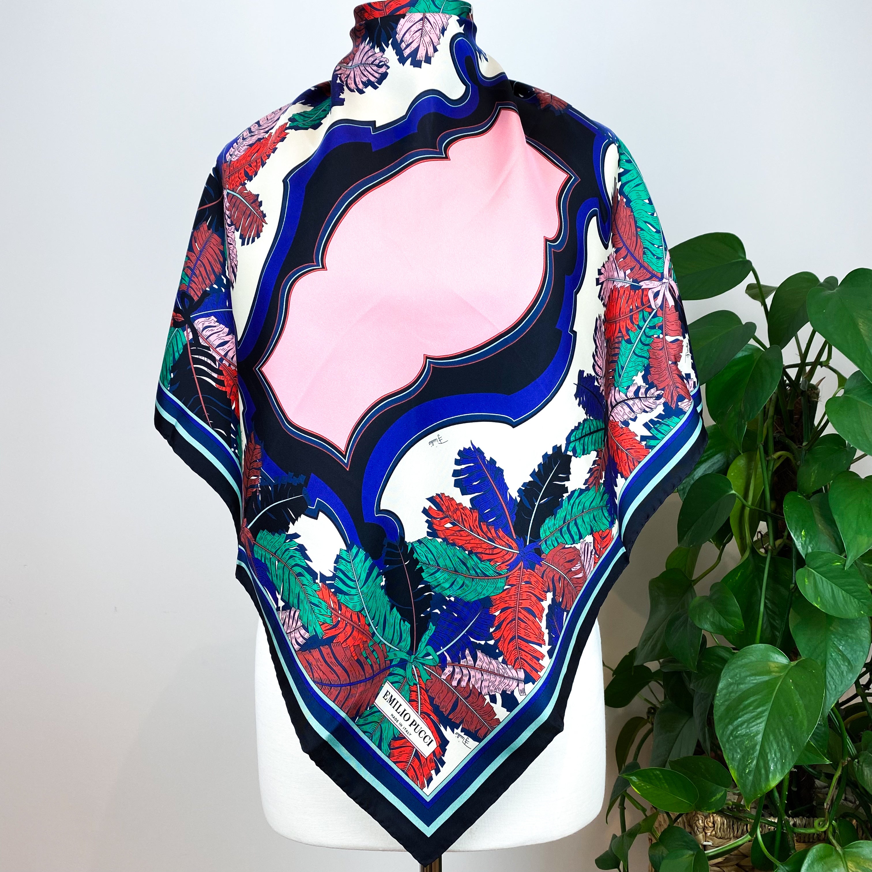 Immaculate Emilio Pucci Designer Silk Scarf