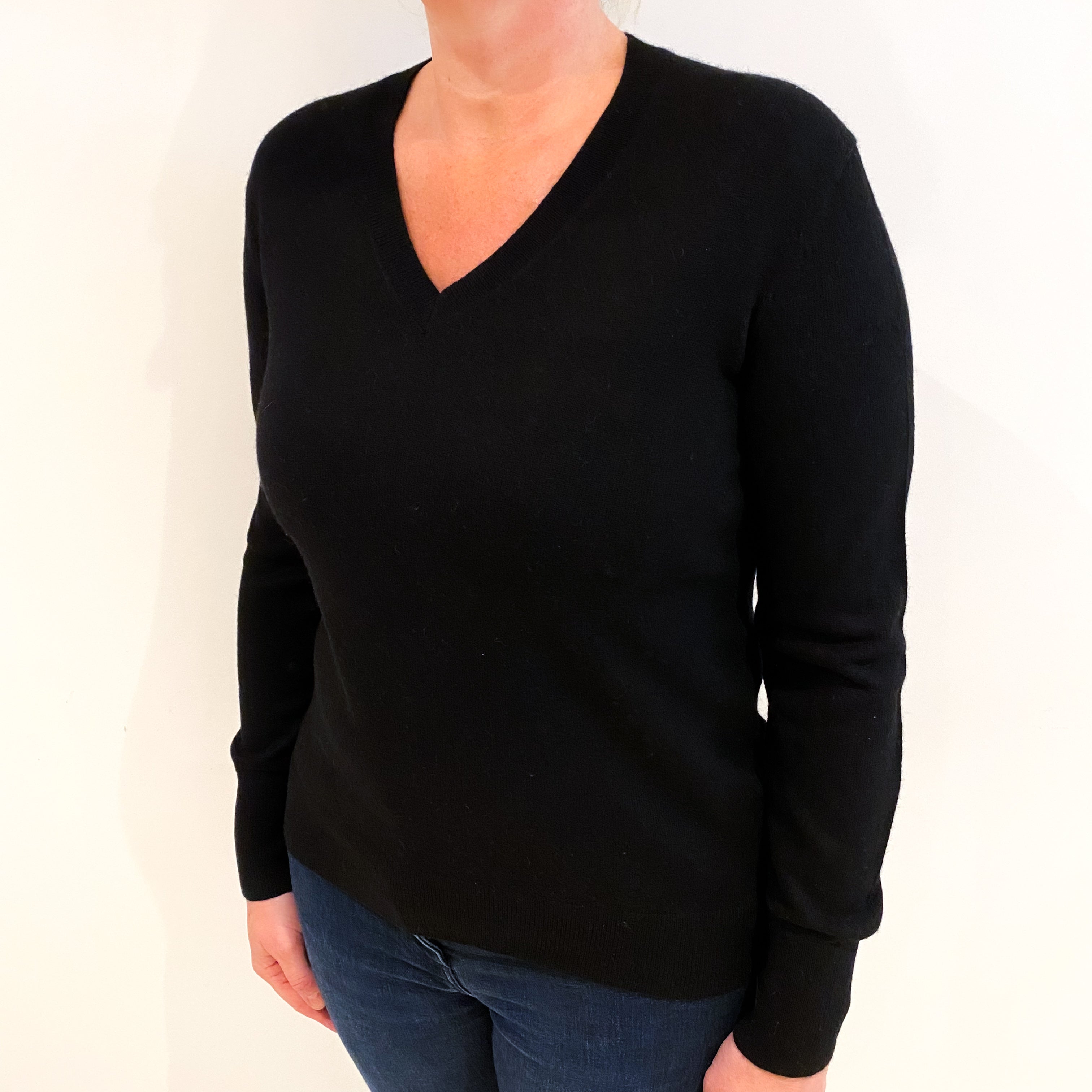 Black Cashmere V Neck Jumper Large