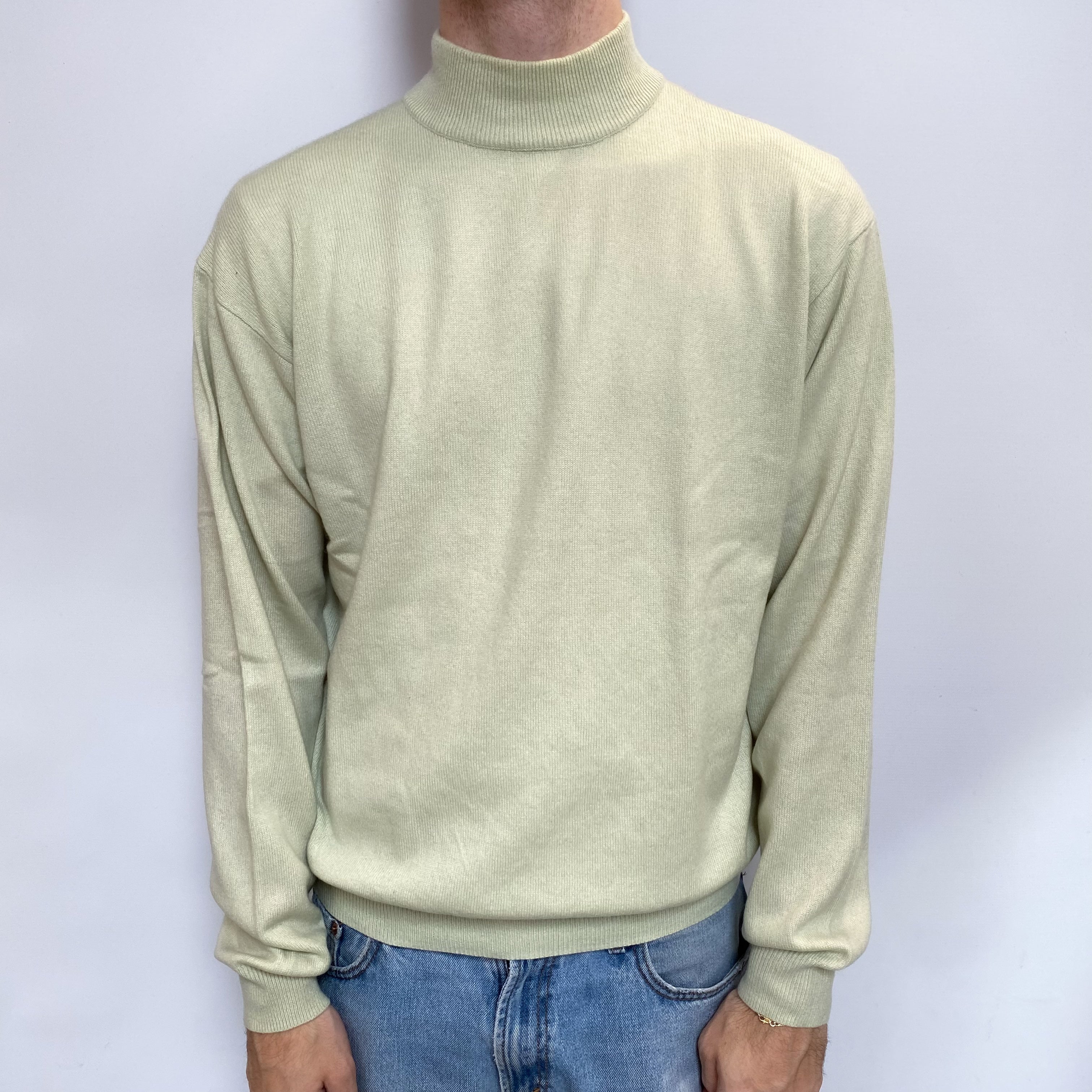 Men's Pale Green Cashmere Turtle Neck Jumper Large