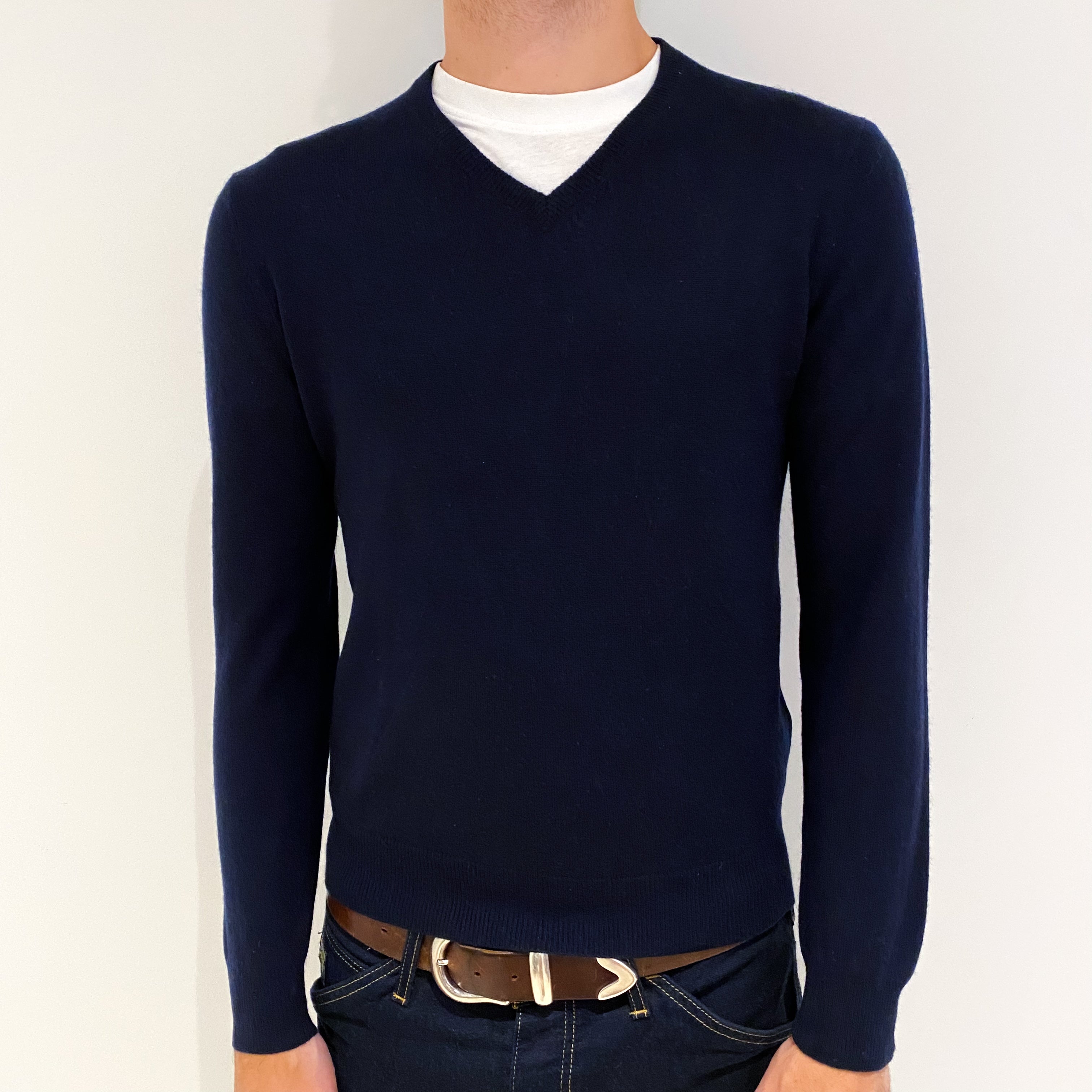 Men's Dark Navy Blue Cashmere V-Neck Jumper Medium