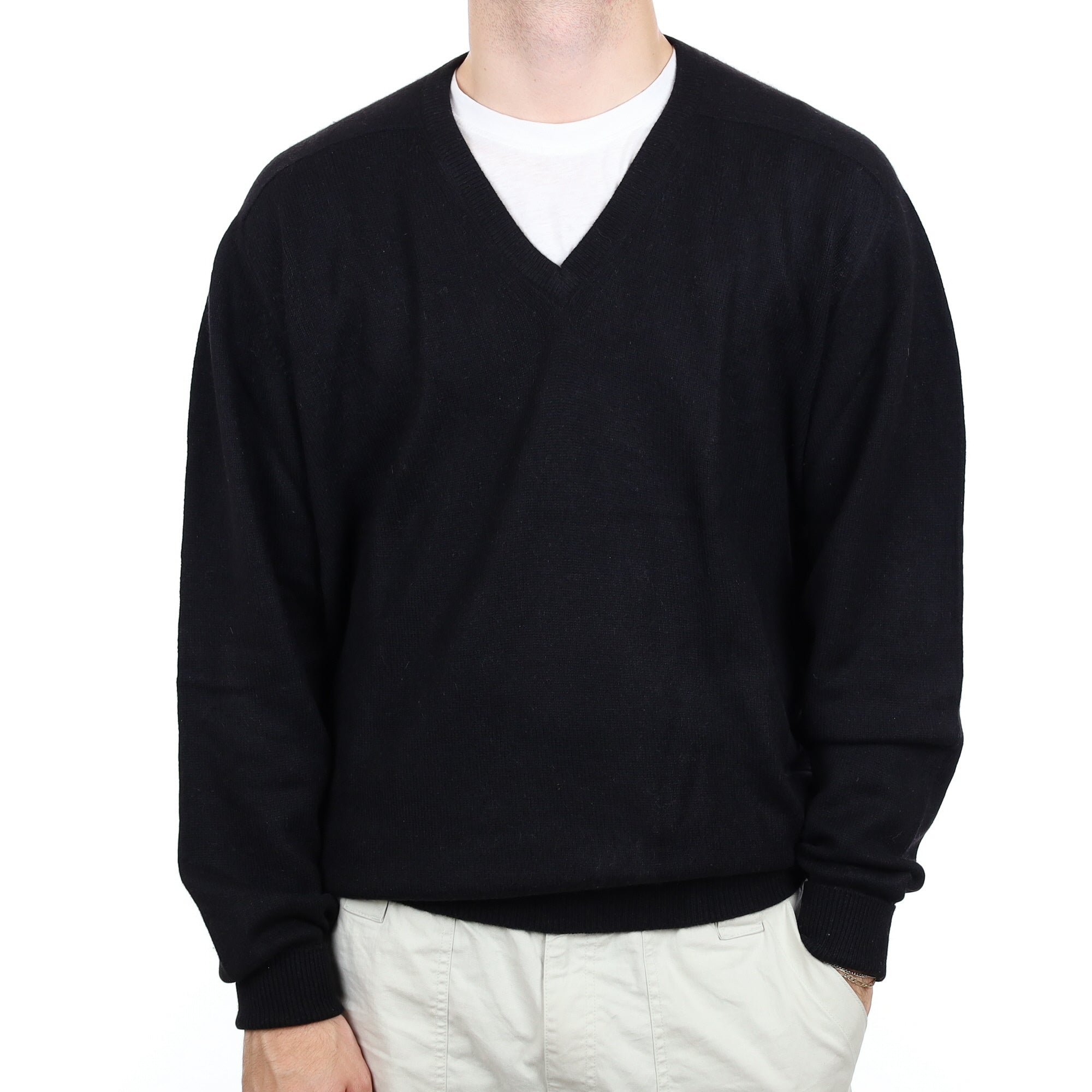 Men's Scottish Black Cashmere V Neck Jumper Large