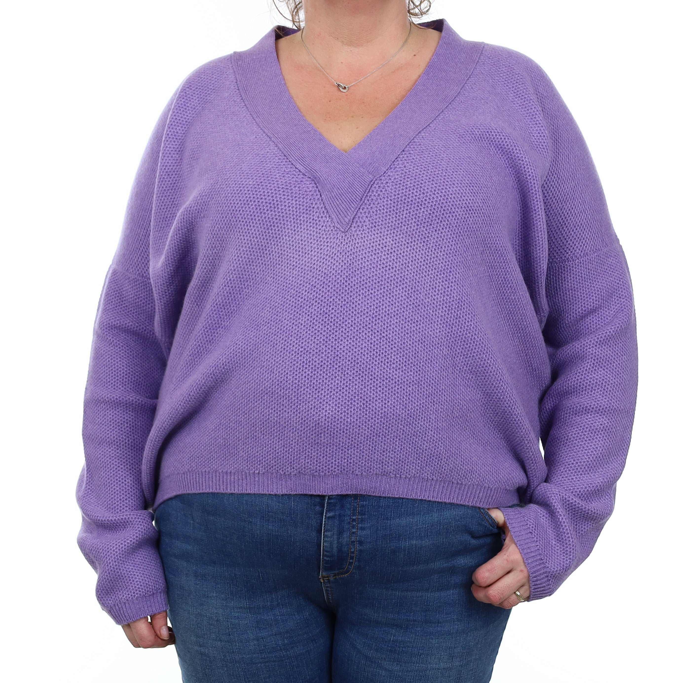 Chas N Whillans Lavender Textured Cashmere V Neck Jumper Extra Large