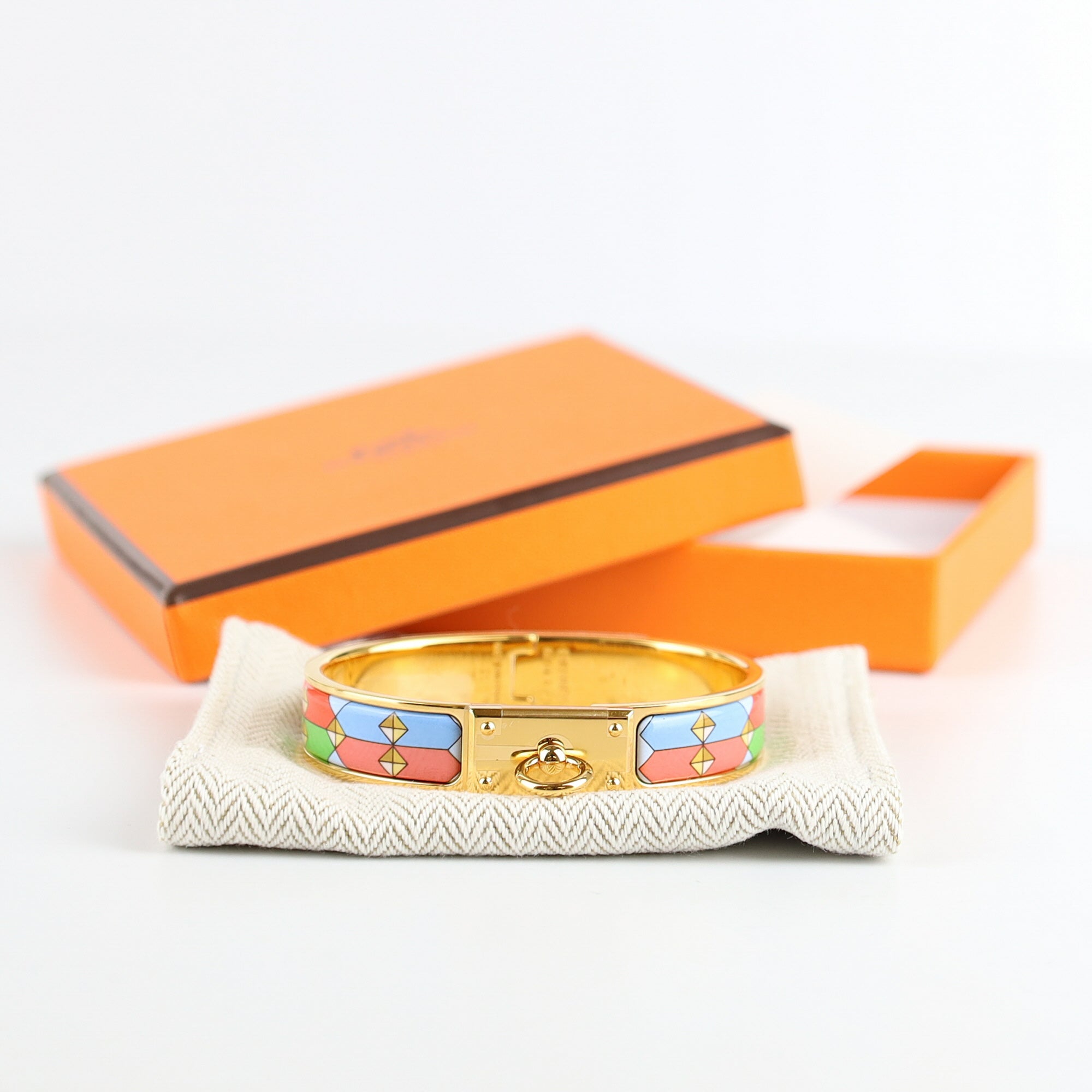 Brand New Boxed Hermès Clic Anneau Enamel Bracelet Size PM