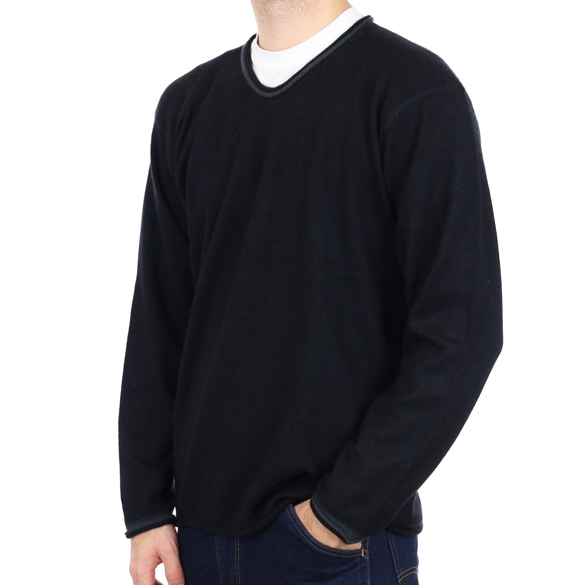 Men's Armani Black Cashmere V Neck Jumper Large