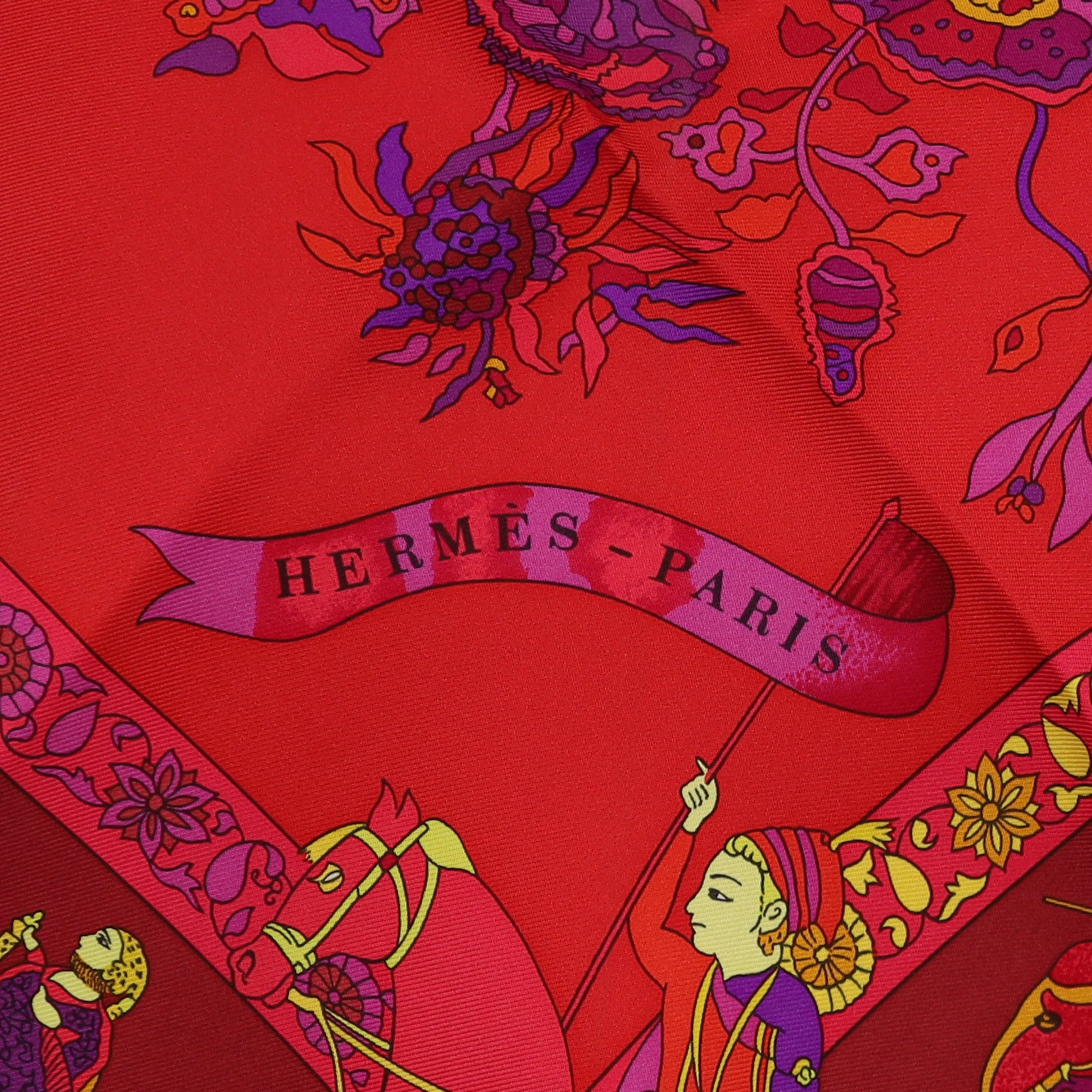 Brand New Boxed Hermès Fantaisies Indiennes Silk Scarf