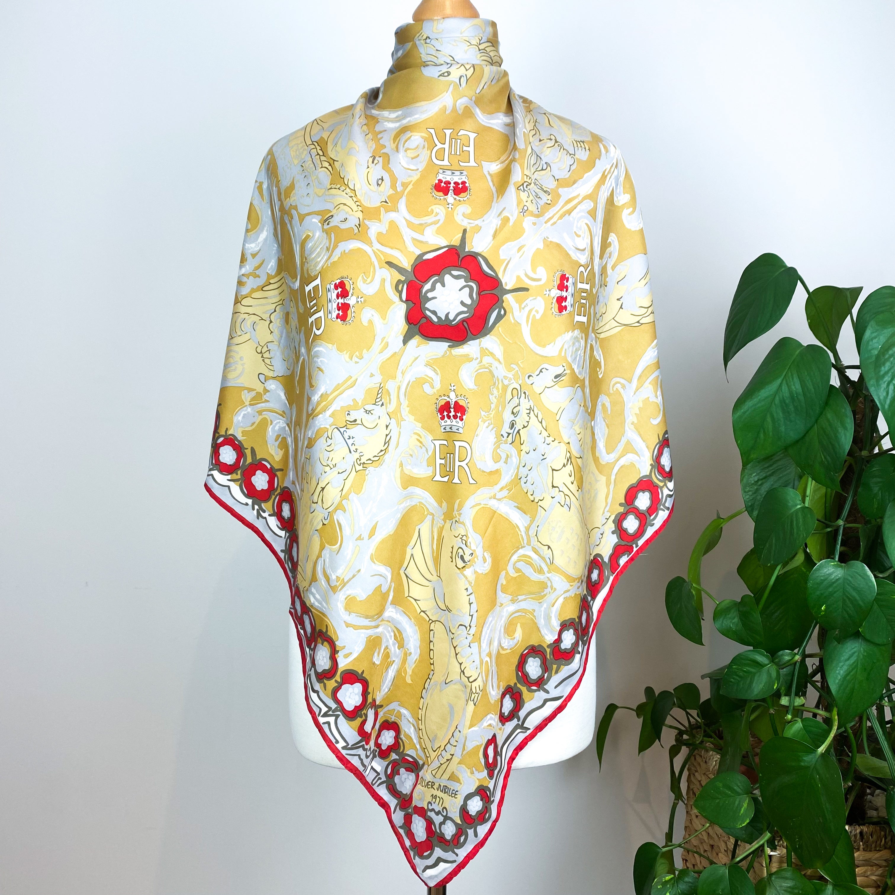 1977 Jubilee Richard Allan Vintage Silk Scarf