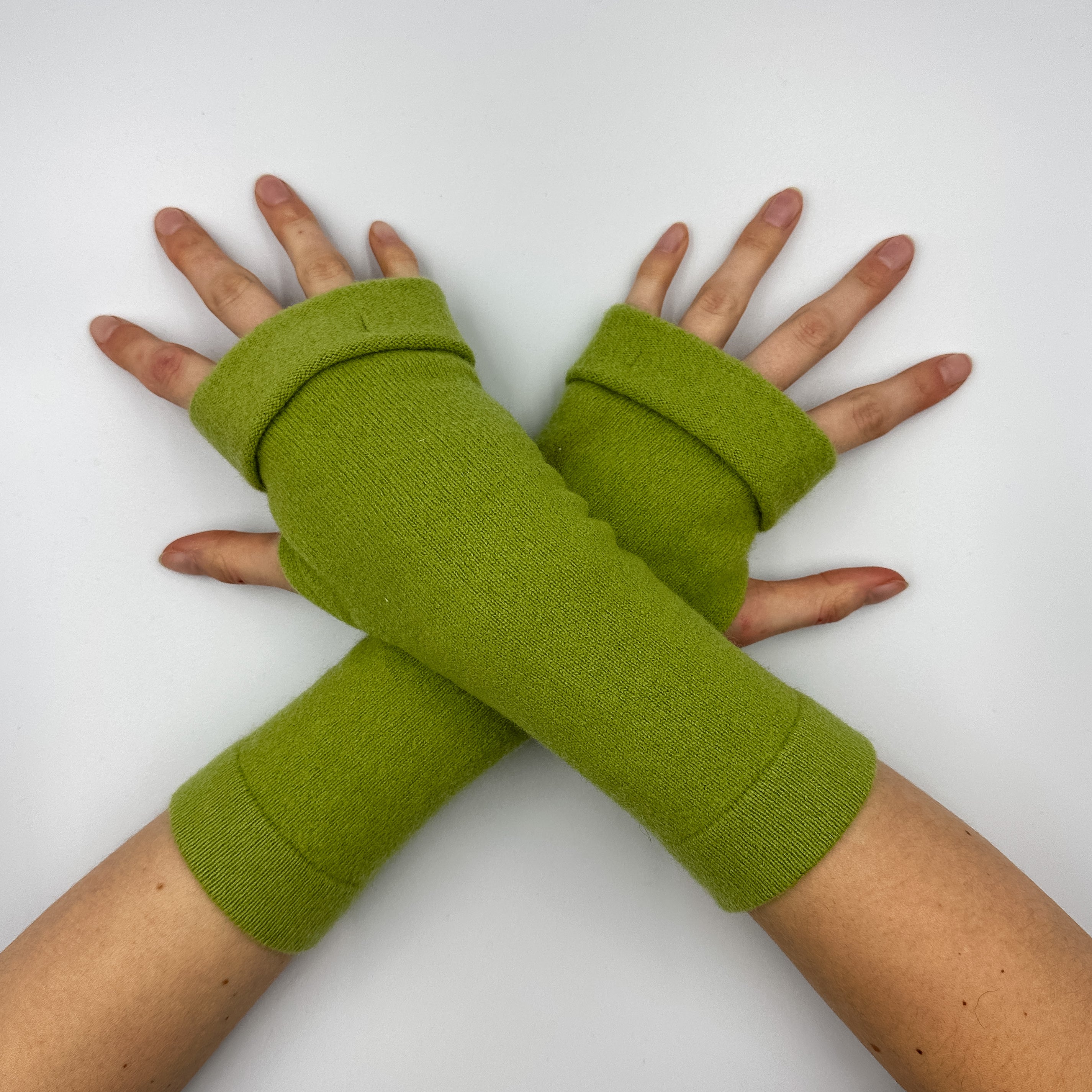 Pear Green Fingerless Gloves