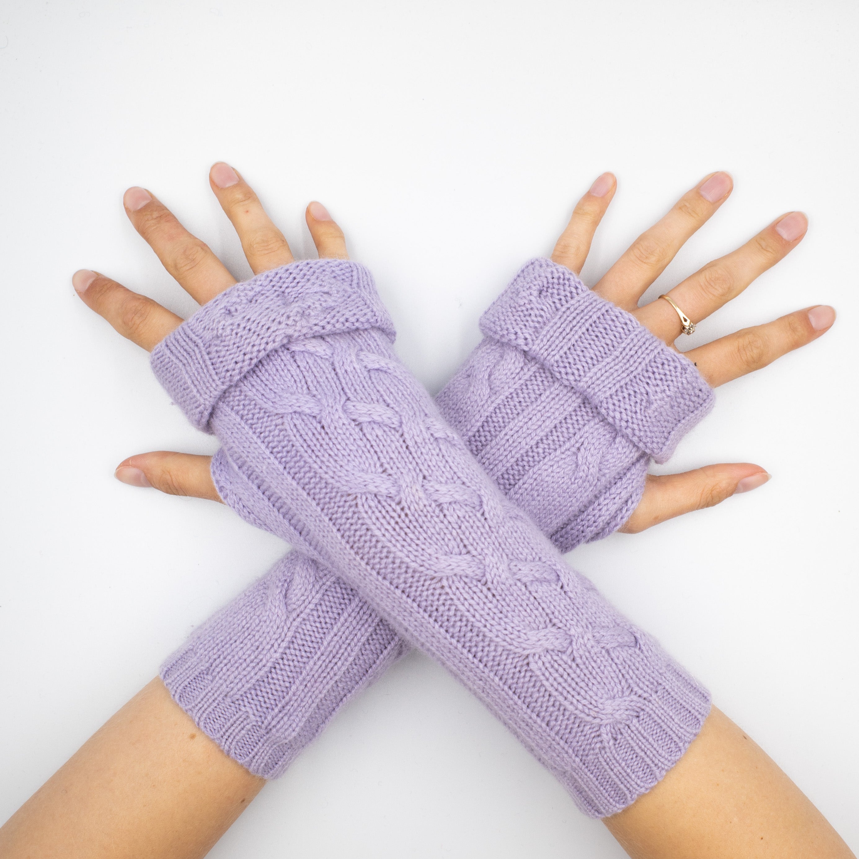 Pale Lavender Cable Fingerless Gloves