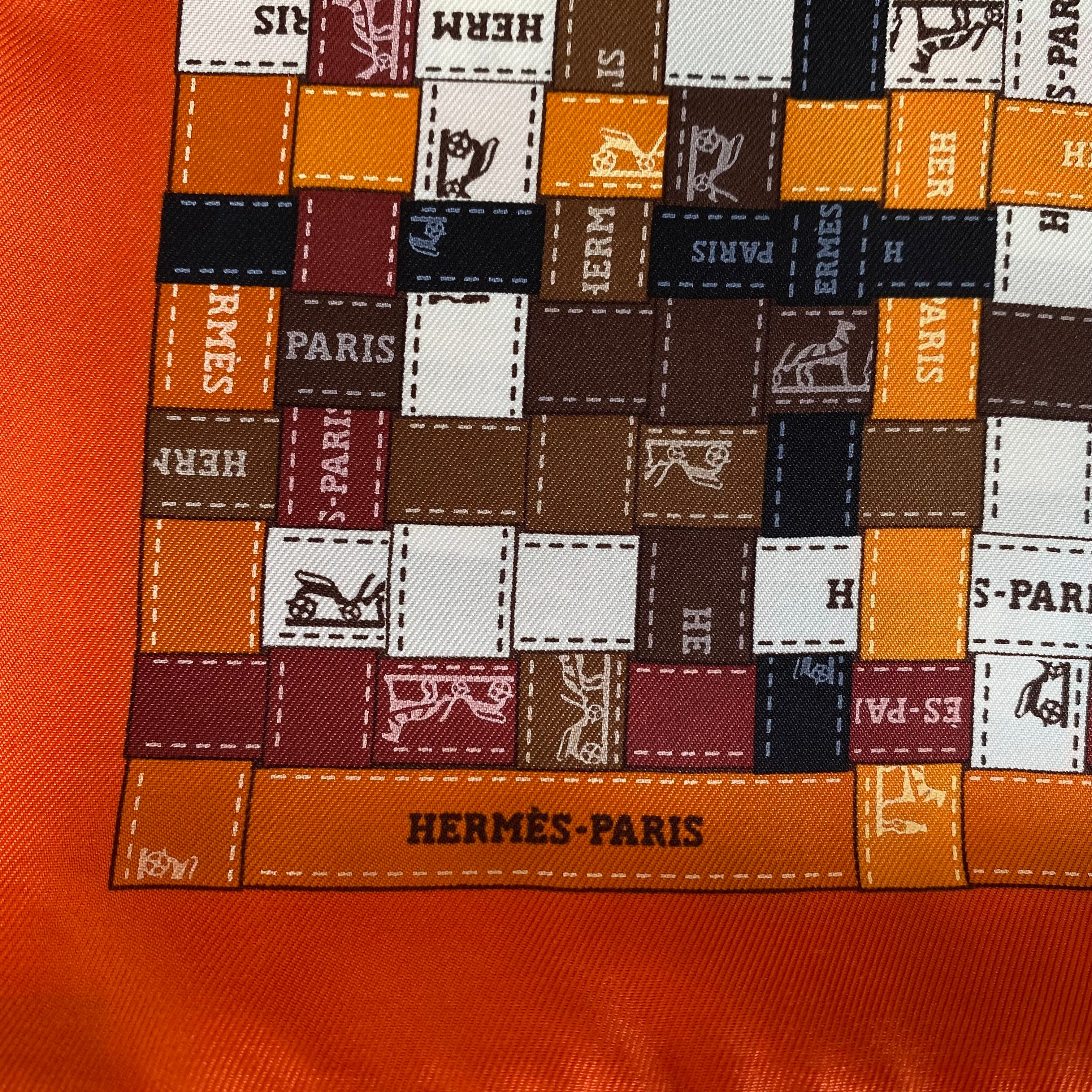 Pristine Boxed Hermès Bolduc Au Carré Silk Scarf