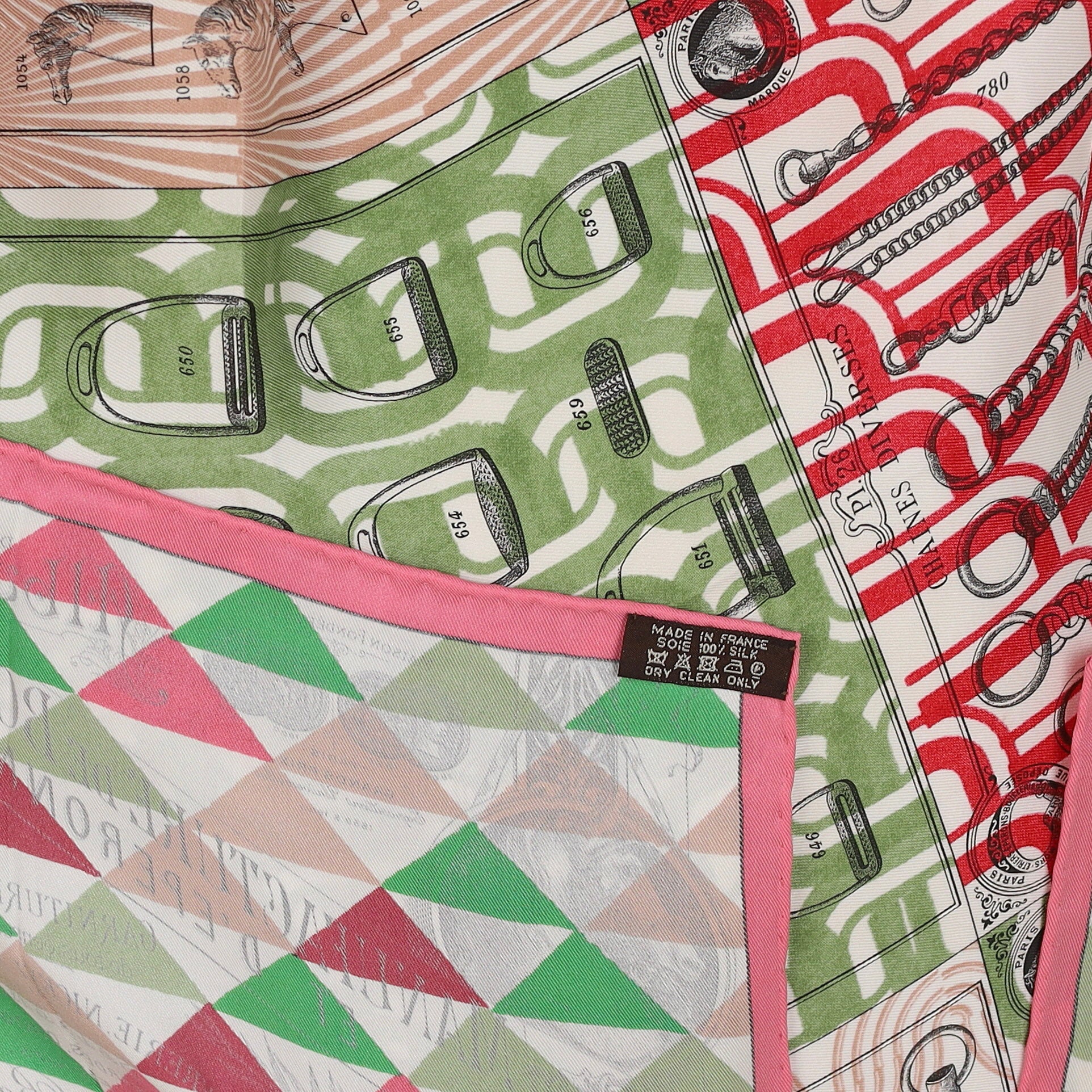 Pristine Hermés 70 Manufacture de Boucleries Silk Scarf
