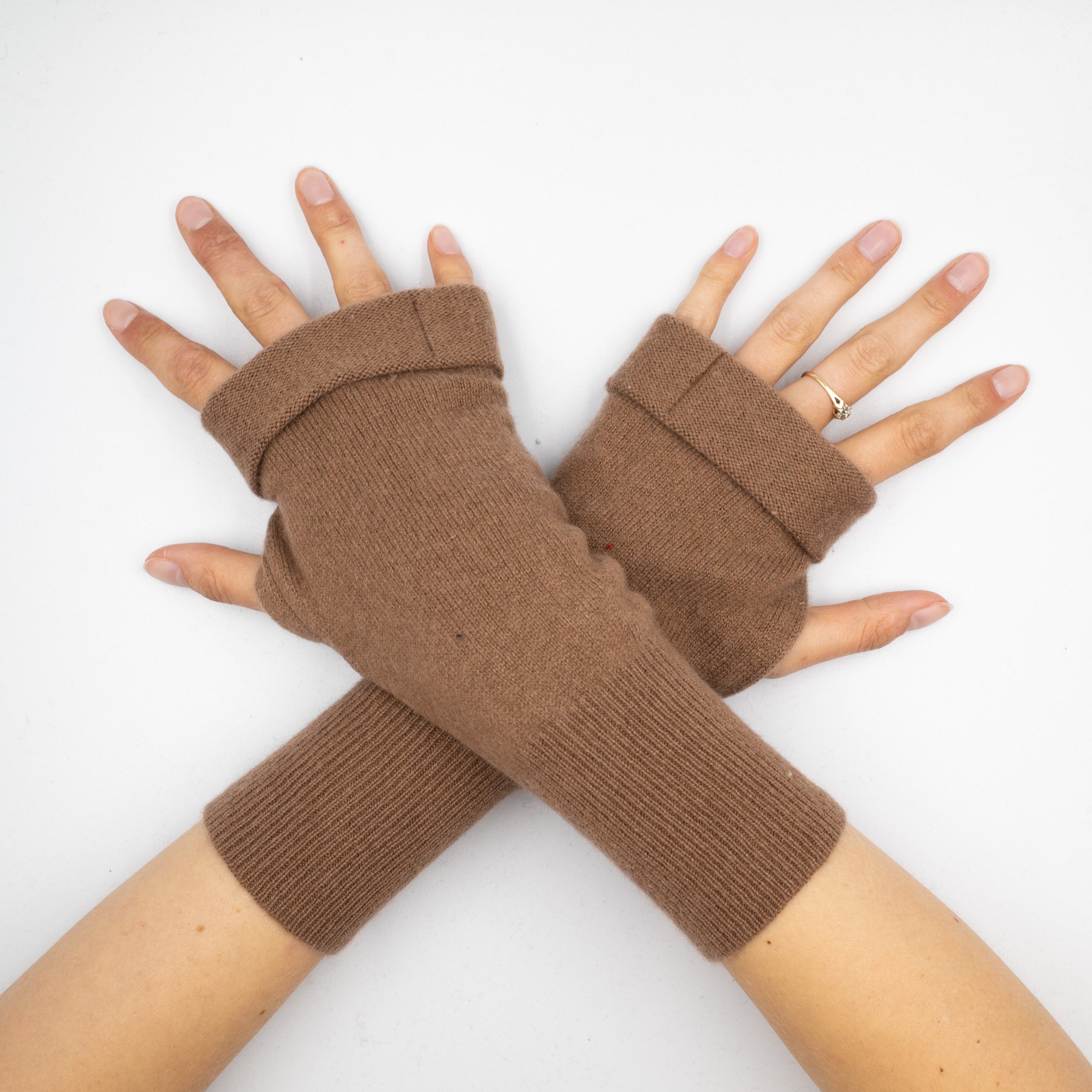 Pecan Brown Fingerless Gloves