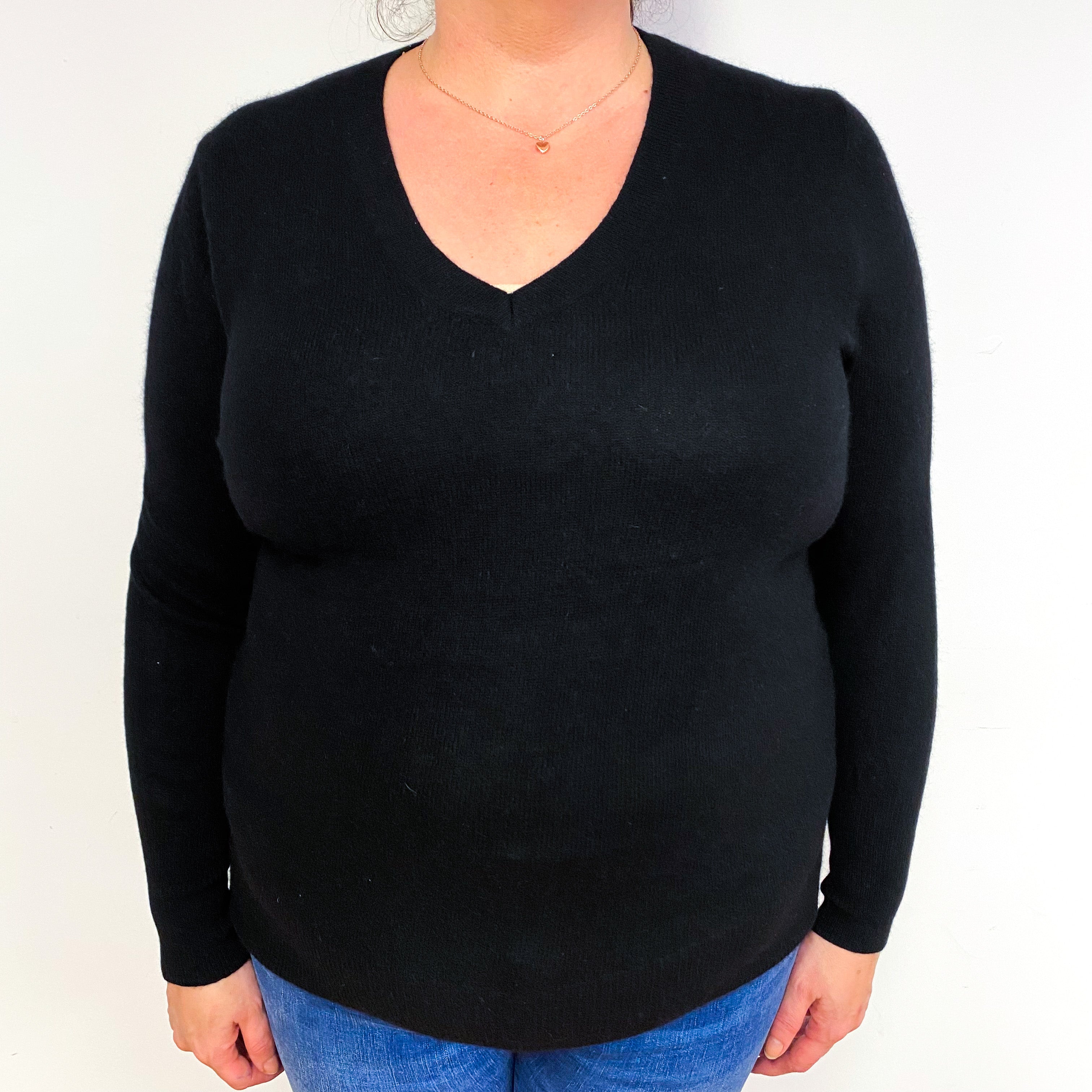 Black Deep Cuff Cashmere V-Neck Jumper Extra Large