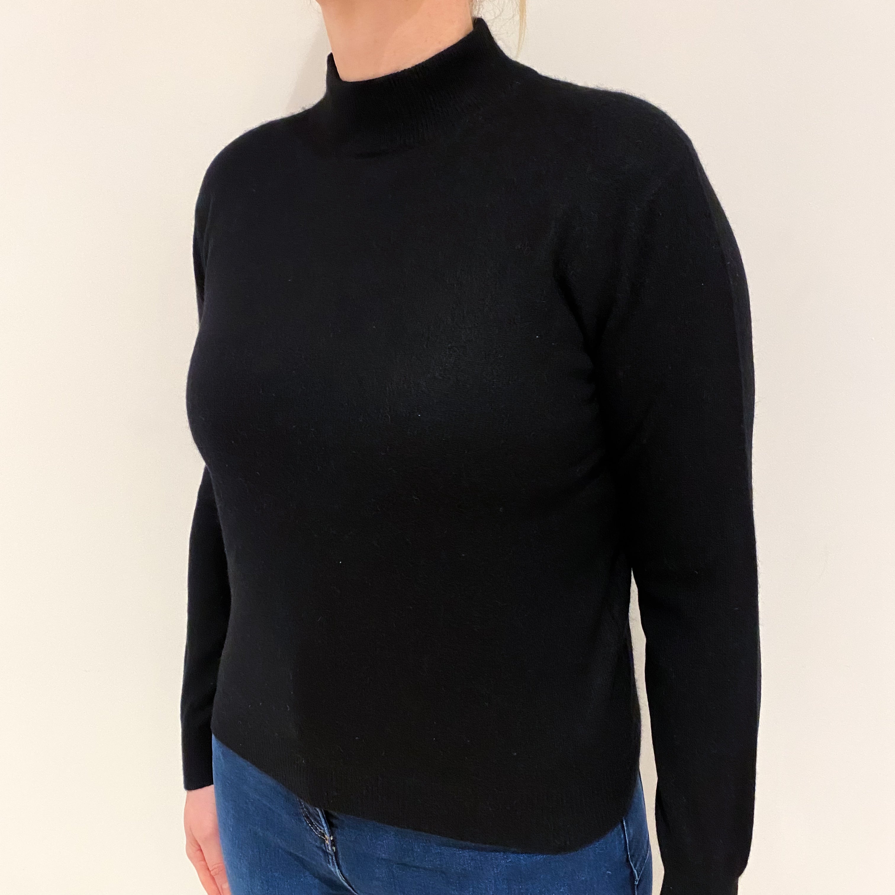 Black Cashmere Turtle Neck Jumper Large
