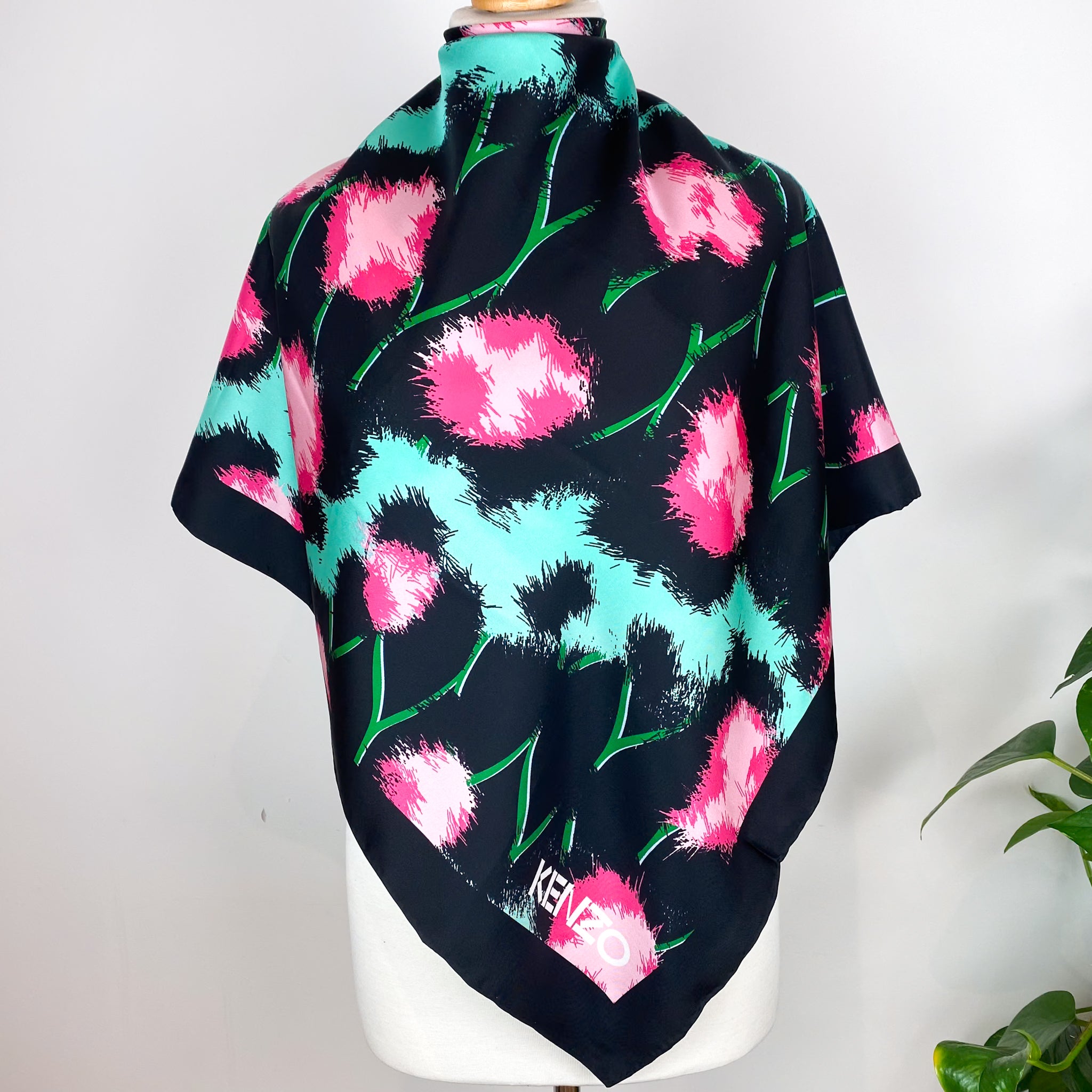 Immaculate Floral Kenzo Designer Silk Scarf