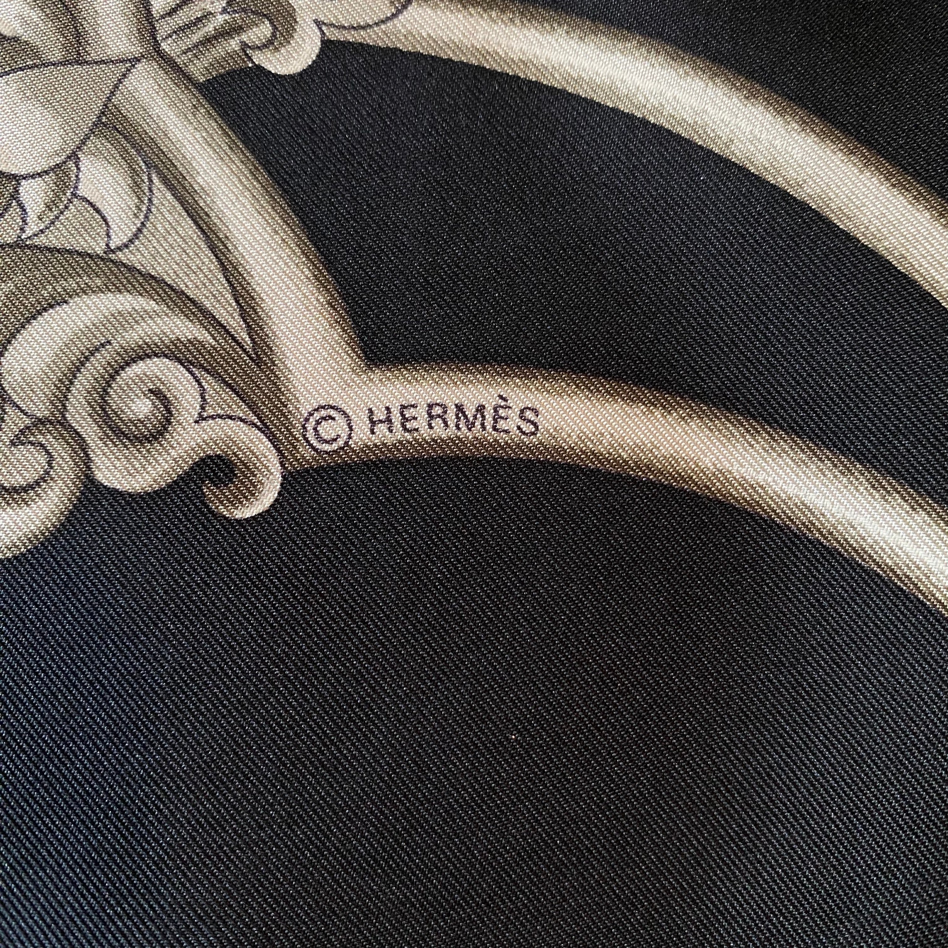 Hermès Les Chevaux des Empereurs Moghols Silk Scarf Quite Rare