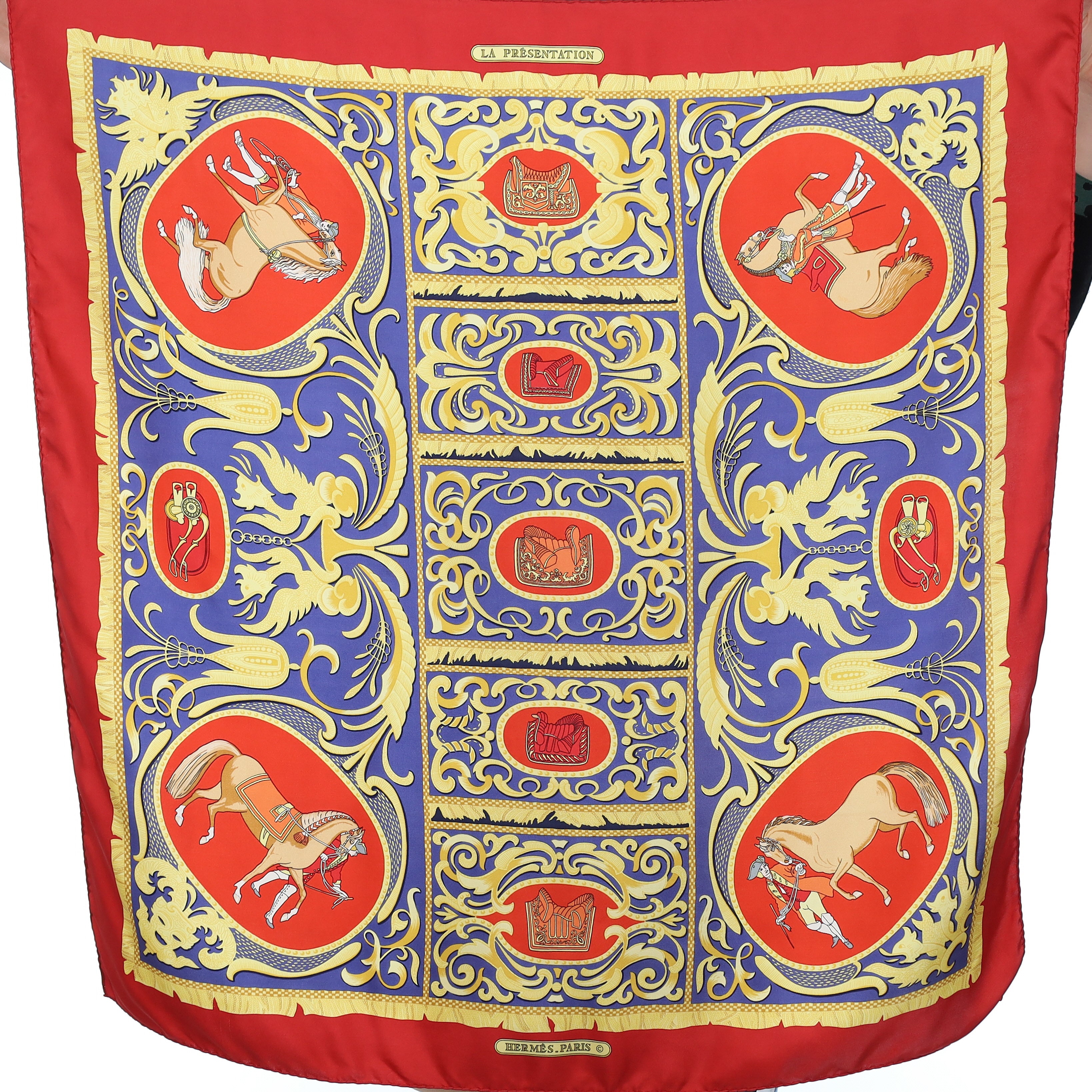 Hermès La Présentation Silk Scarf