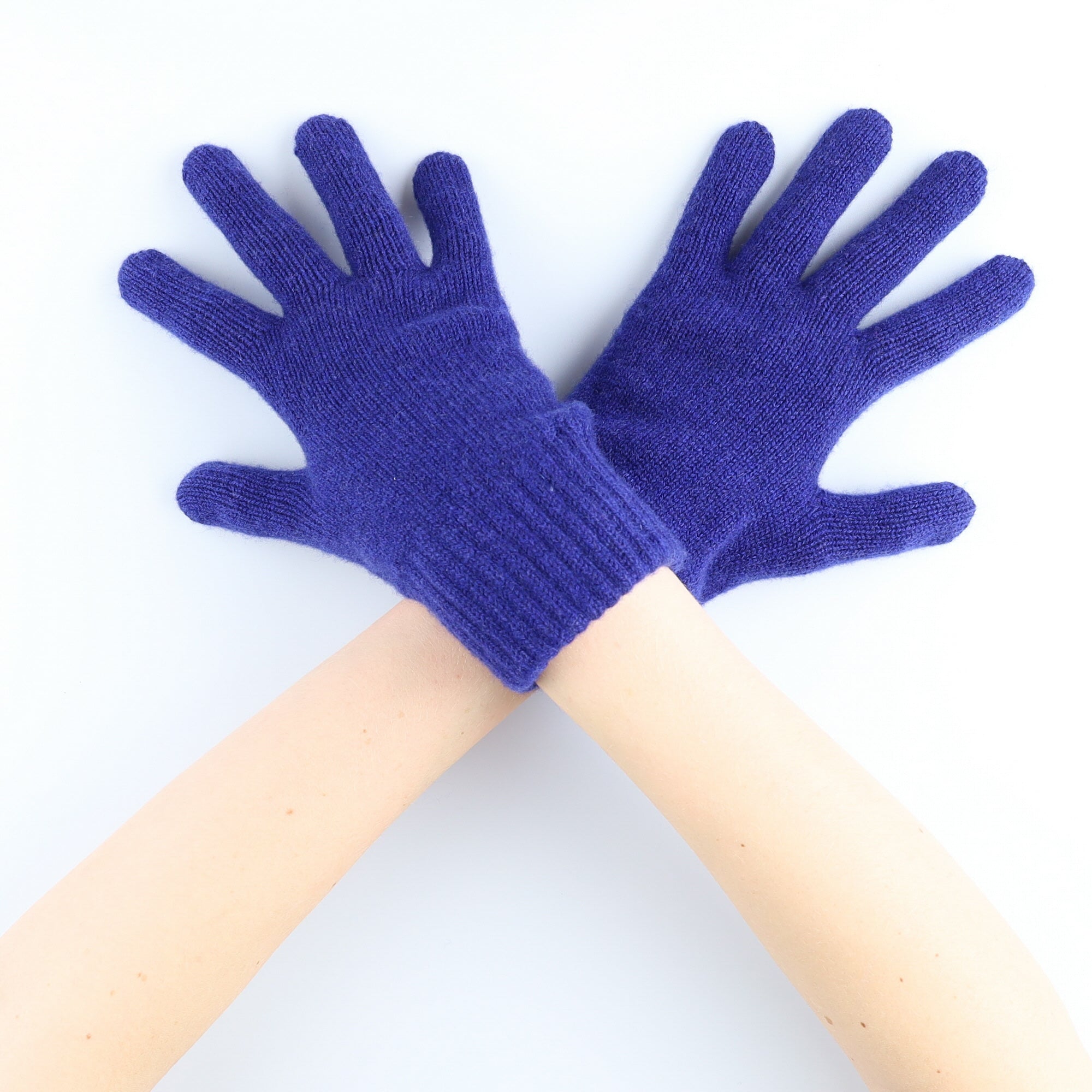 Men’s Brand New Scottish Indigo Blue Cashmere Gloves