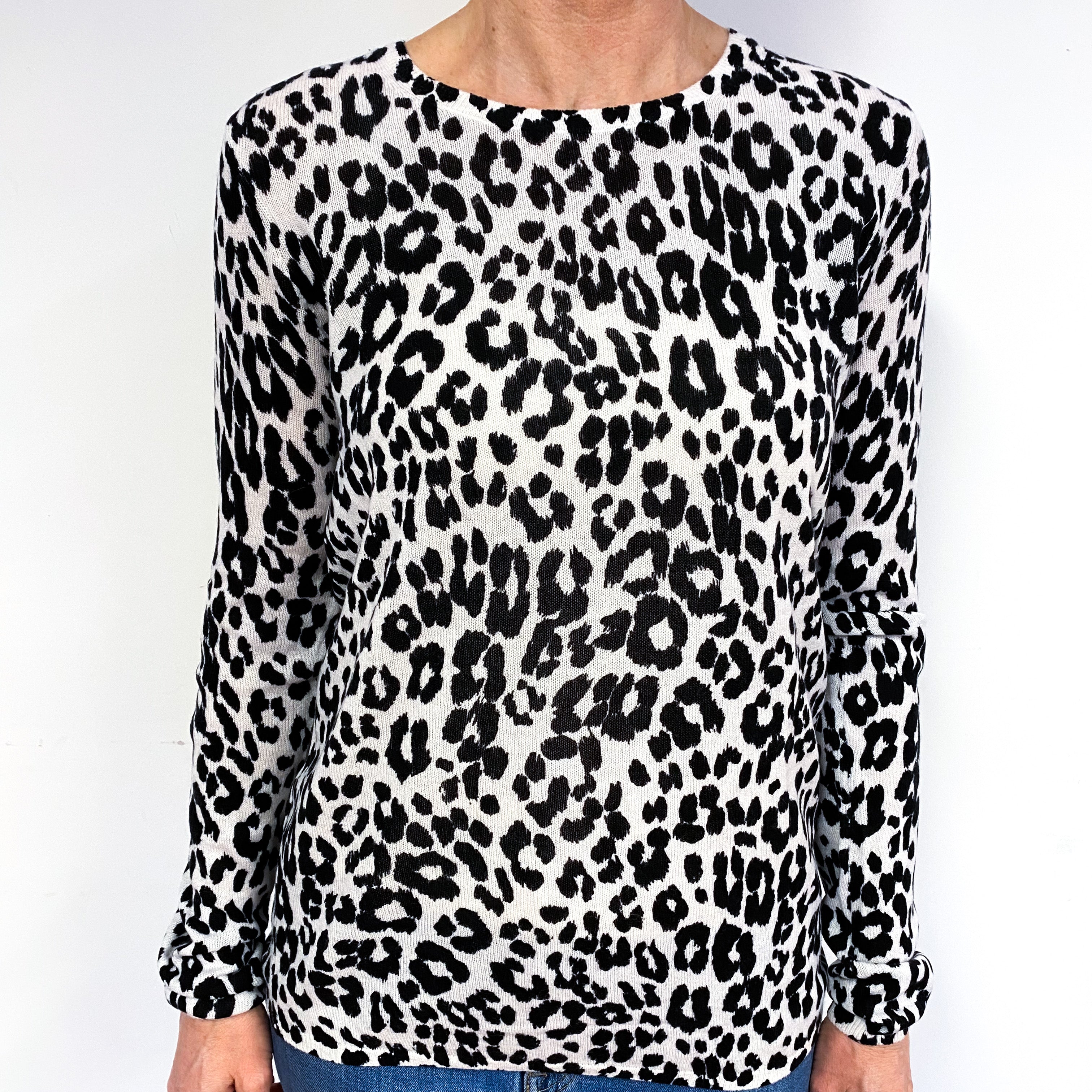 Black And White Cashmere Crew Neck Jumper Medium