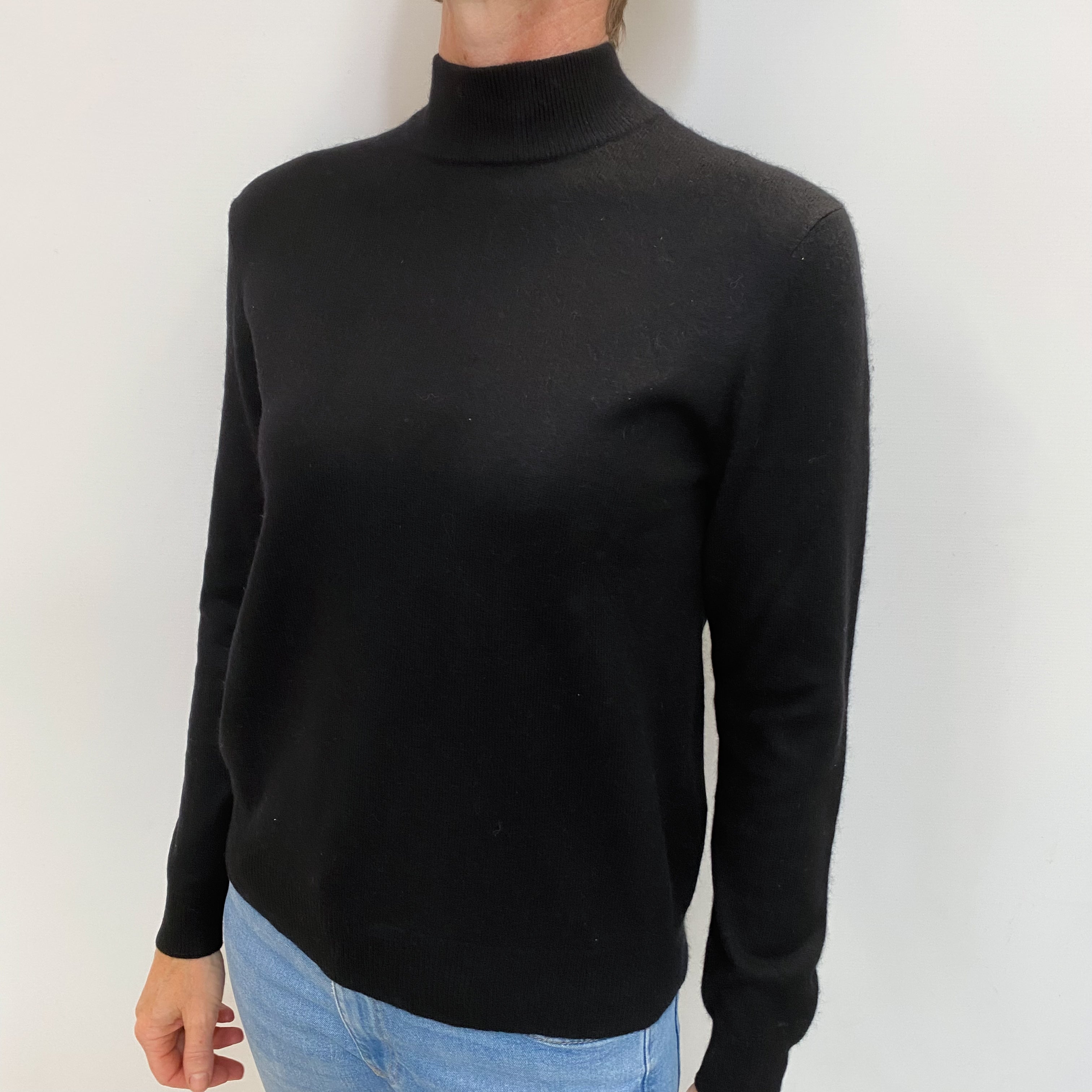 Black Cashmere Turtle Neck Jumper Small