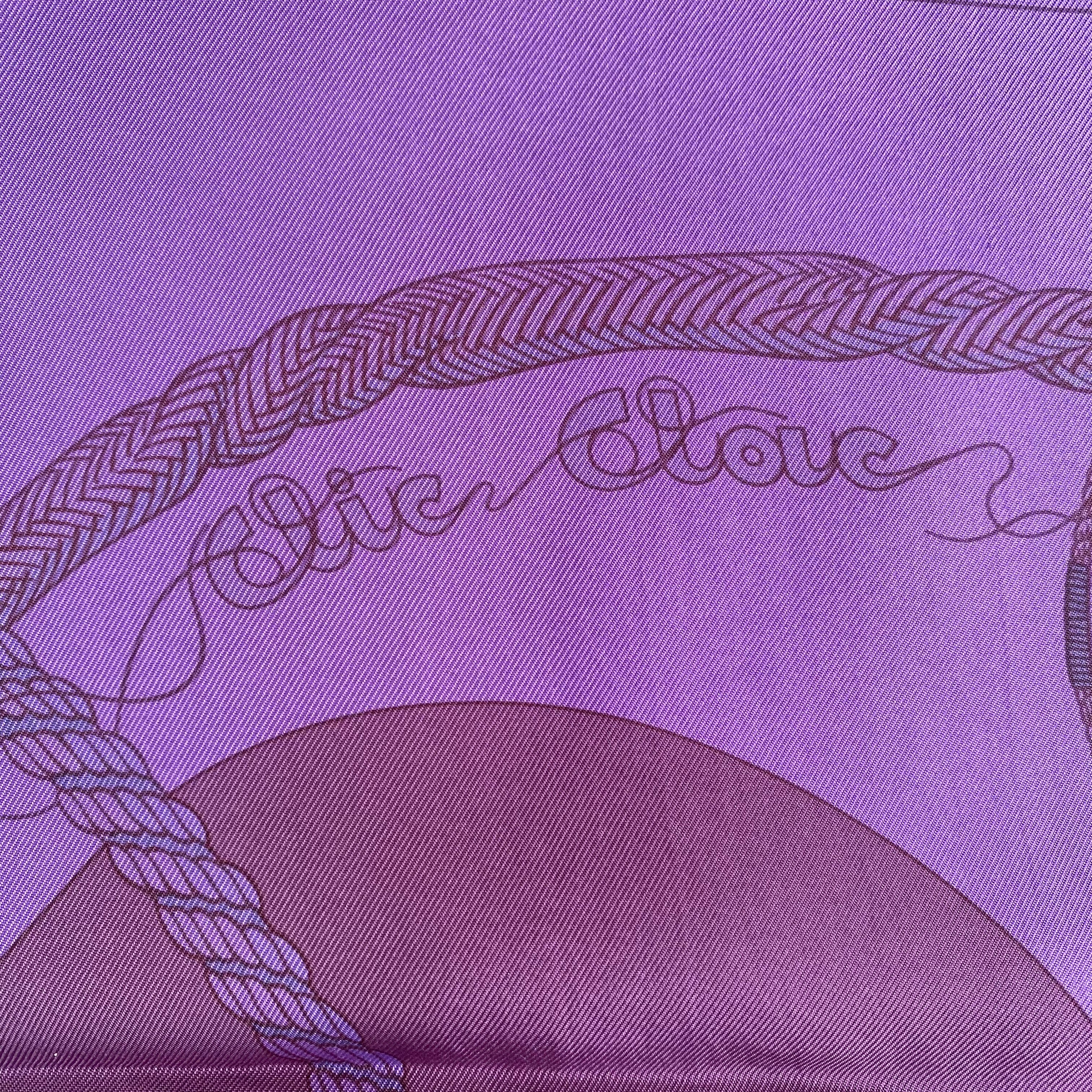 Immaculate Boxed Hermès Clic Clouc Silk Scarf
