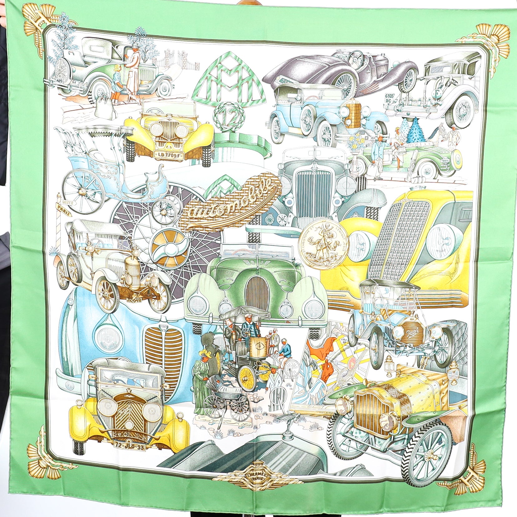 Brand New Boxed Hermès Automobile Silk Scarf Quite Rare