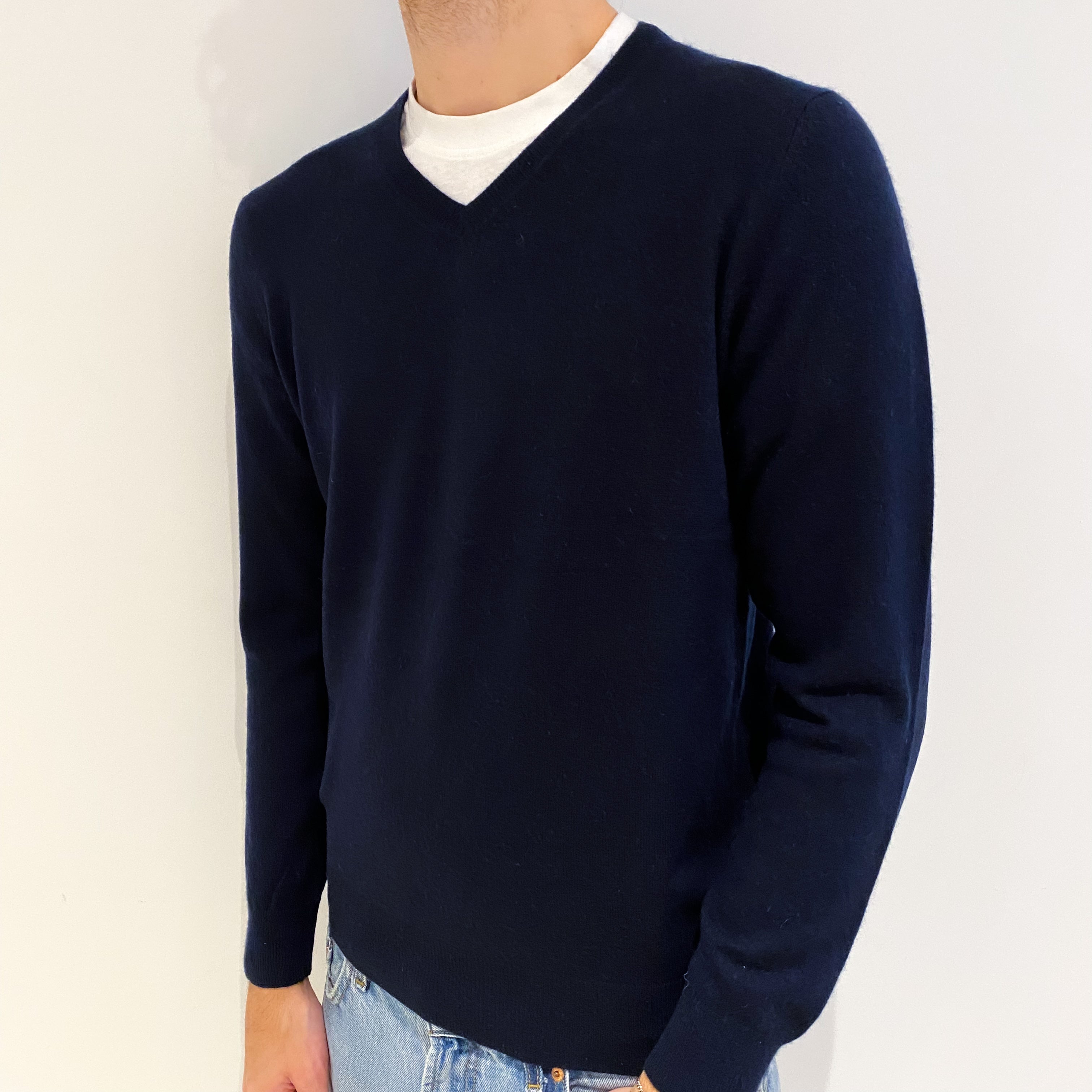 Men's Navy Blue Cashmere V Neck Jumper Large