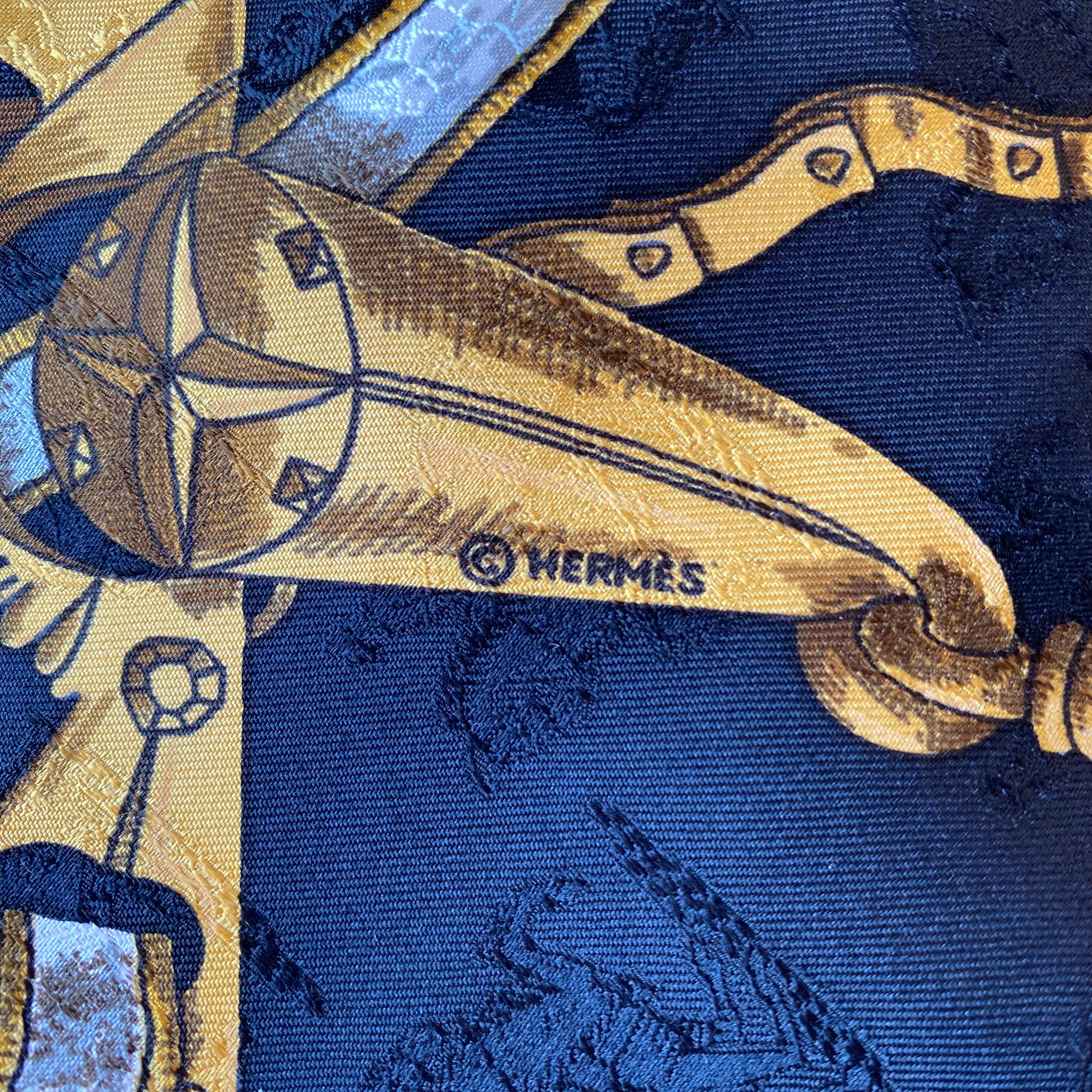 Hermès L’Instrvction Du Roy Silk Scarf