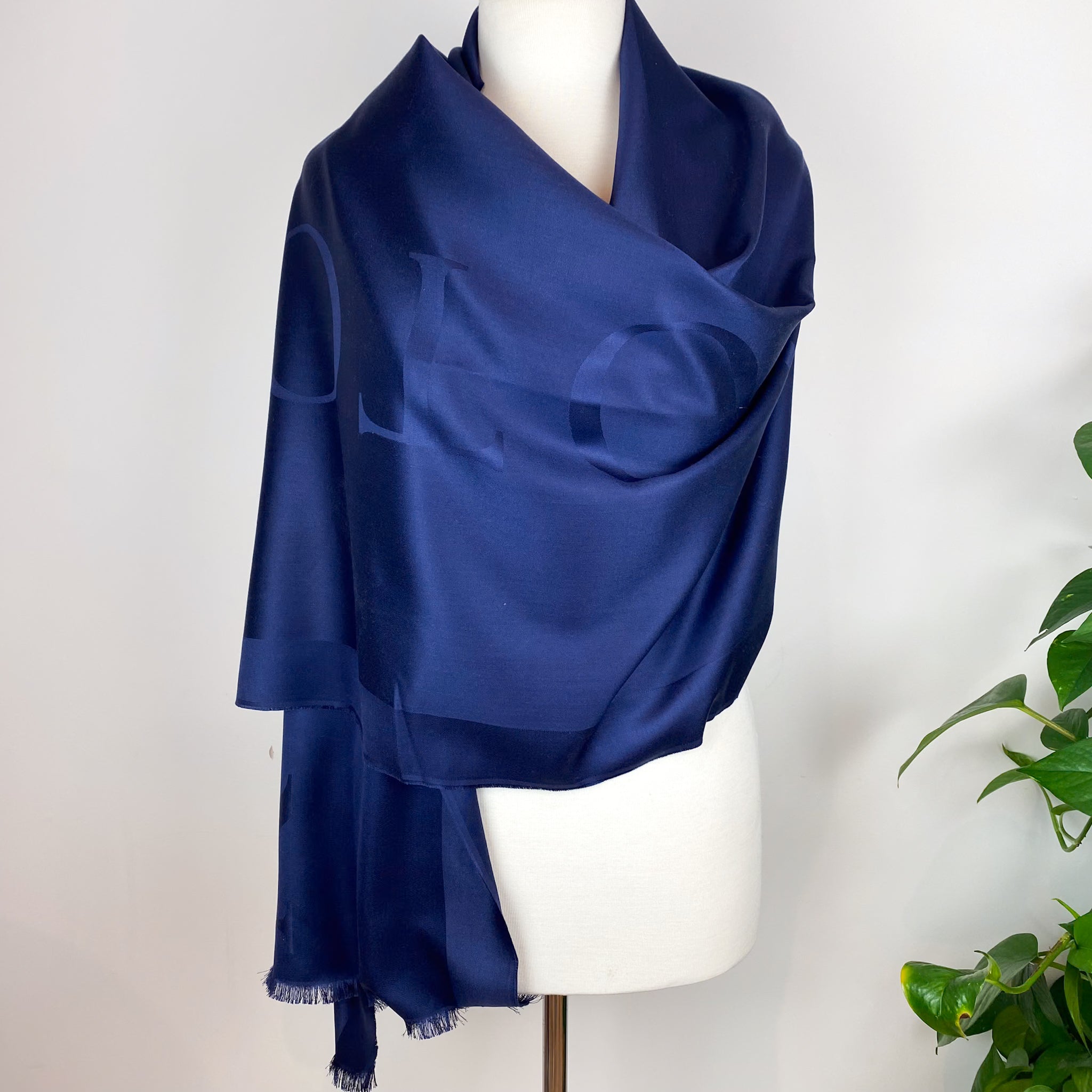 Immaculate Oroton Heavy Navy Designer Silk Scarf