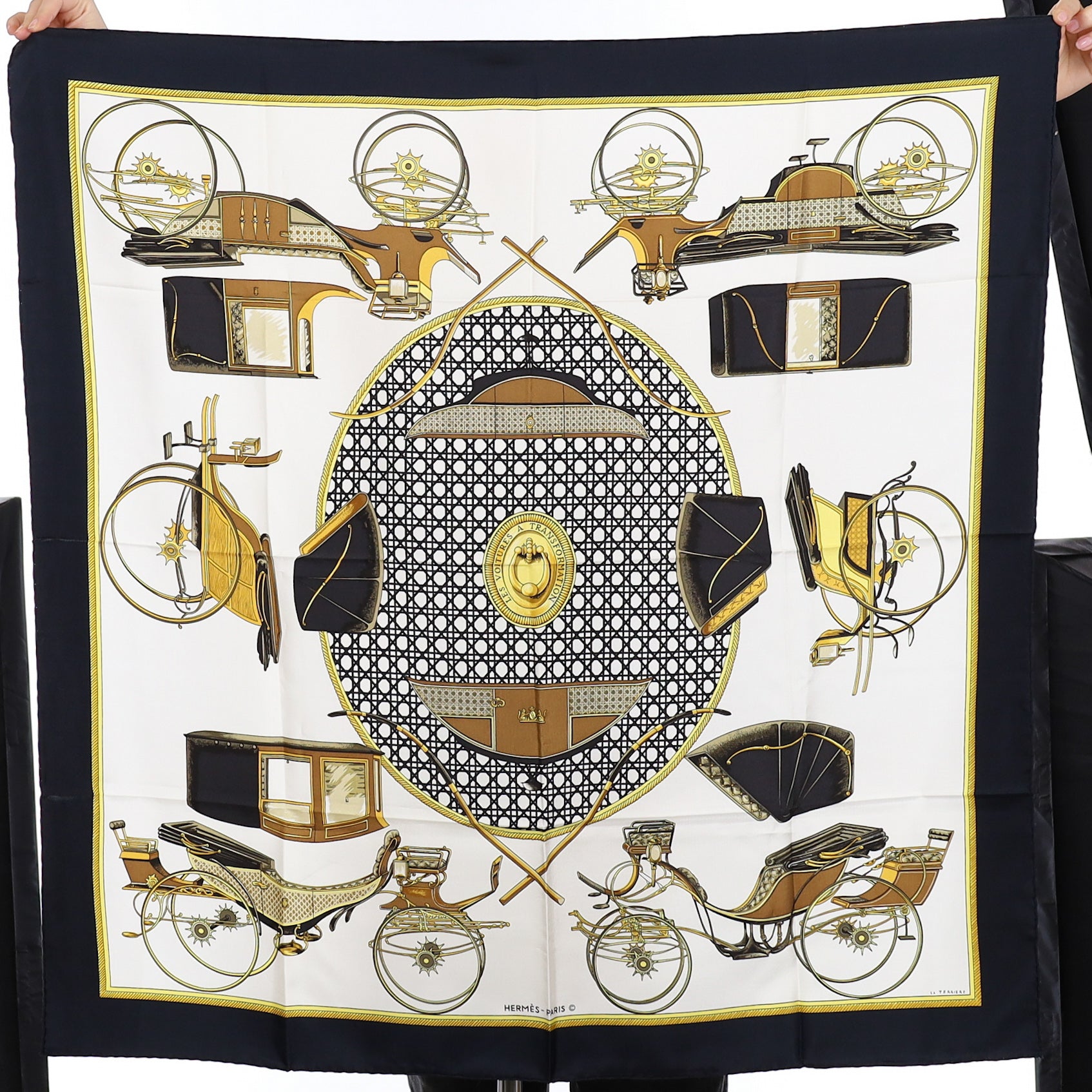 Unworn Hermès Les Voitures a Transformation Silk Scarf