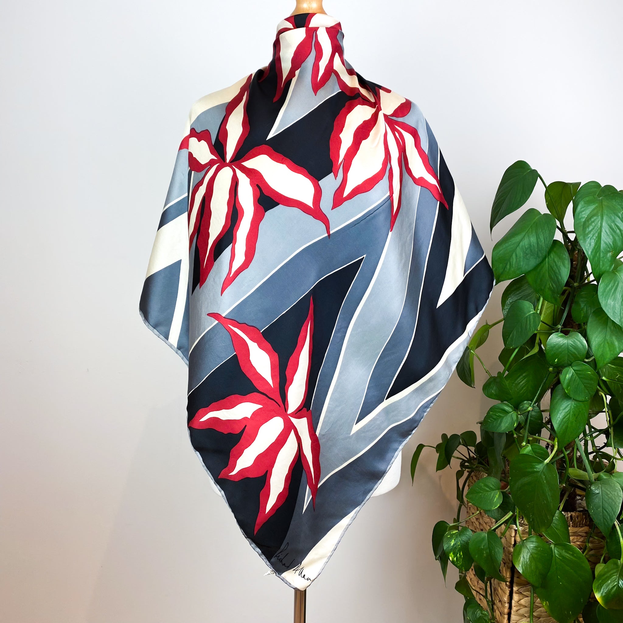 1970s Richard Allan Abstract Floral Vintage Silk Scarf