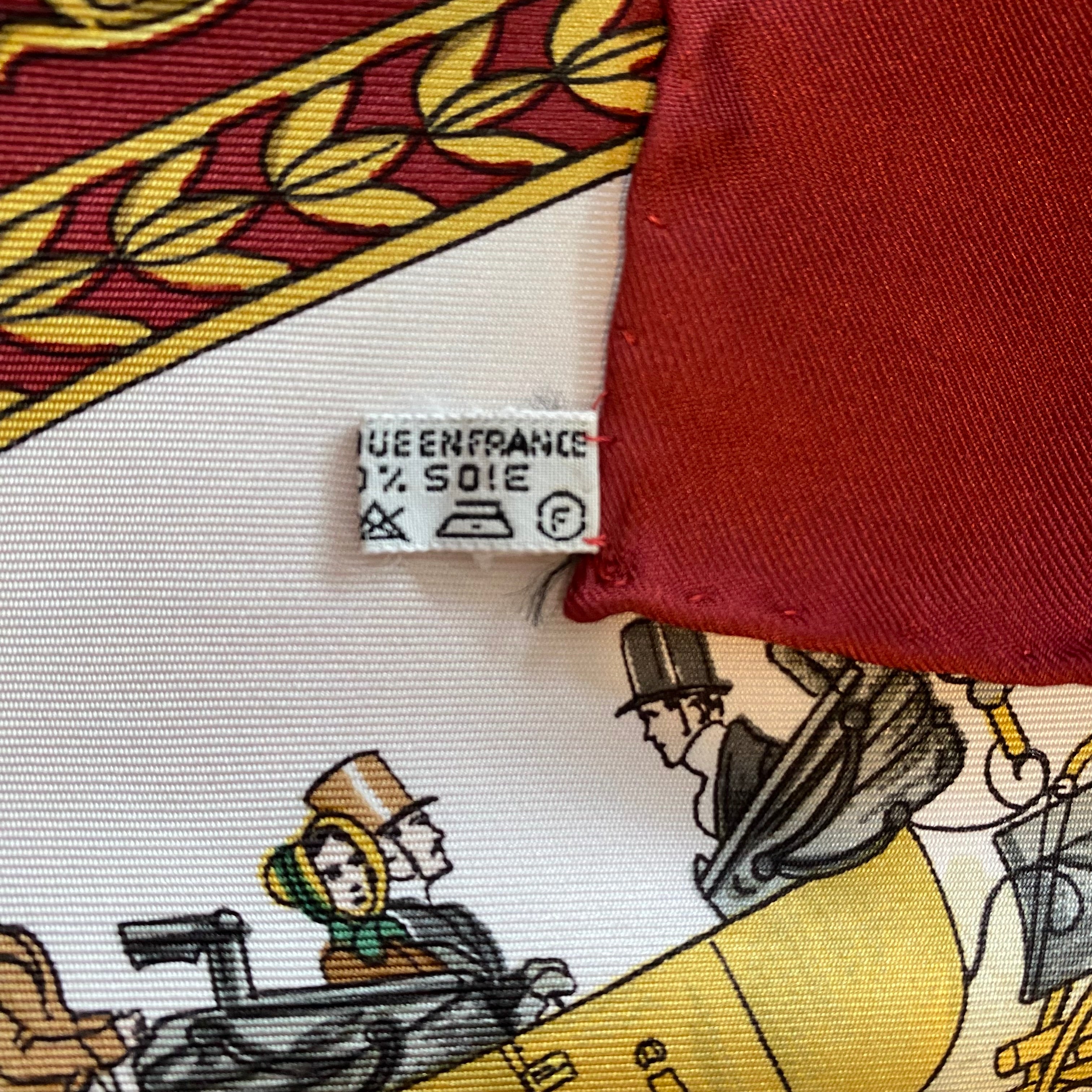 Pristine Hermès La Promenade de Longchamps Silk Scarf