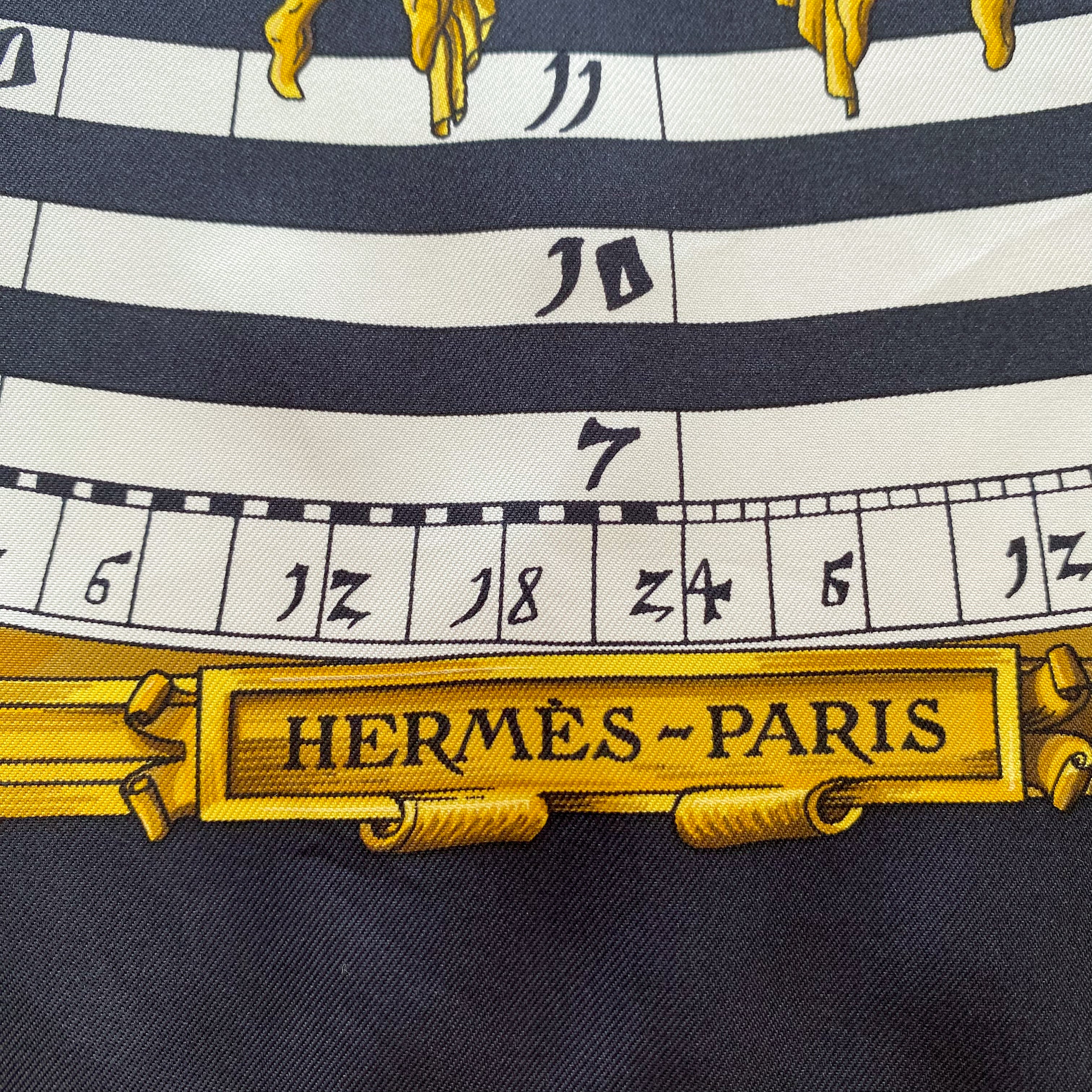 Pristine Boxed Hermès Astrologie Dies et Hore Silk Scarf