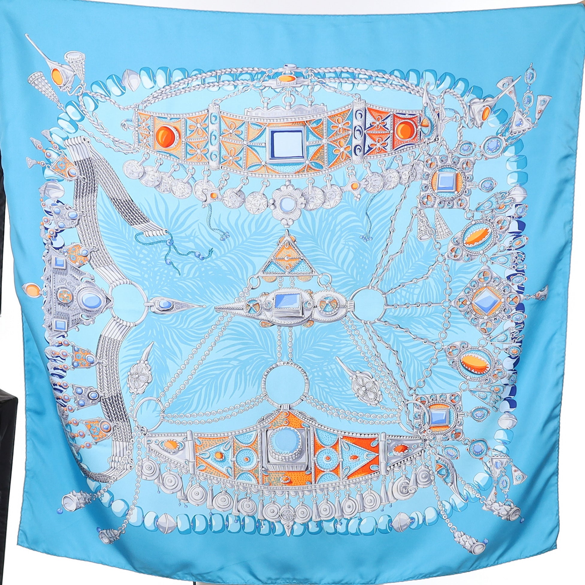 Boxed Hermès Terres Precieuses Silk Scarf Rare
