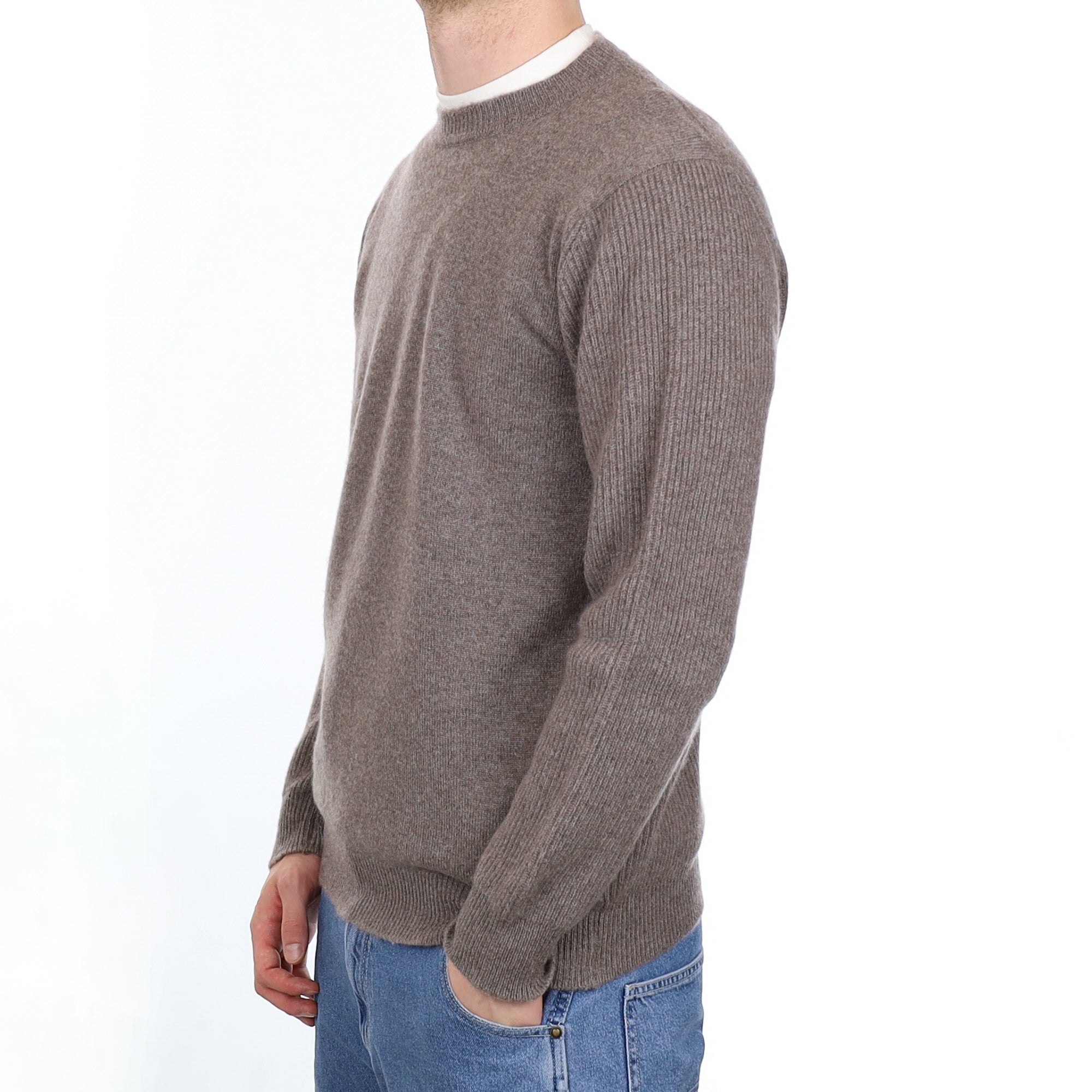 Men’s Scottish William & Son Mocha Cashmere Crew Neck Jumper Large