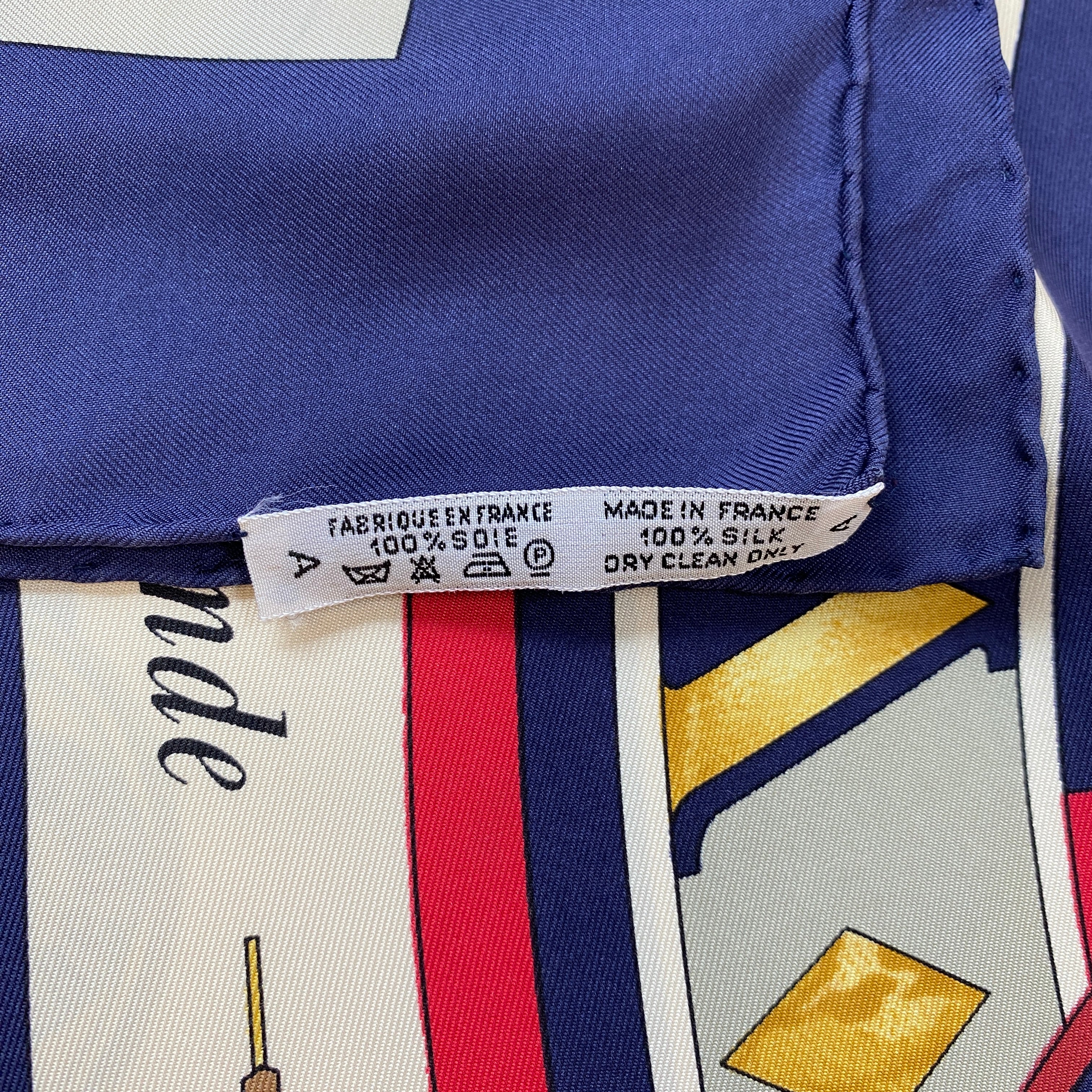 Hermès La Ronde Des Heures Silk Scarf
