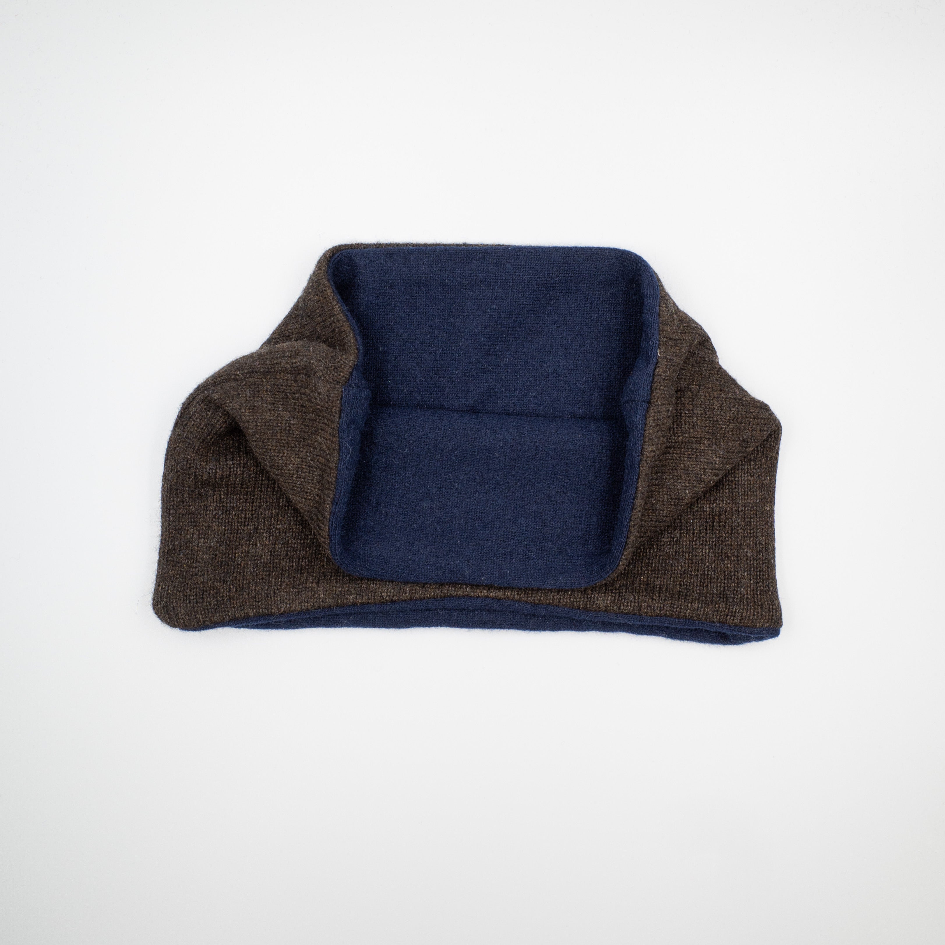 Men’s Peppercorn Brown and Navy Neck Warmer
