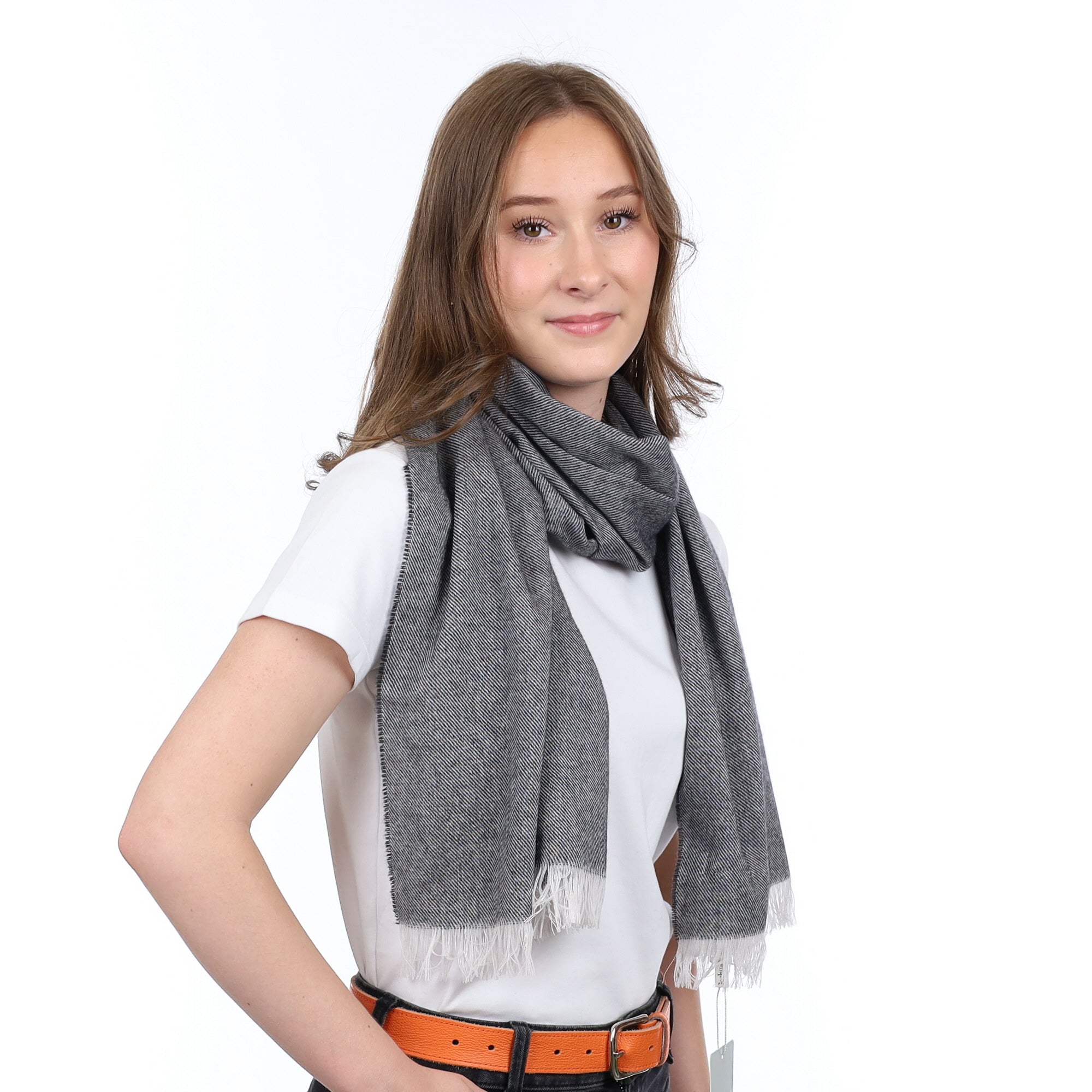 Brand New British Graphite & Ivory Luxury Woven Cashmere Mini Wrap