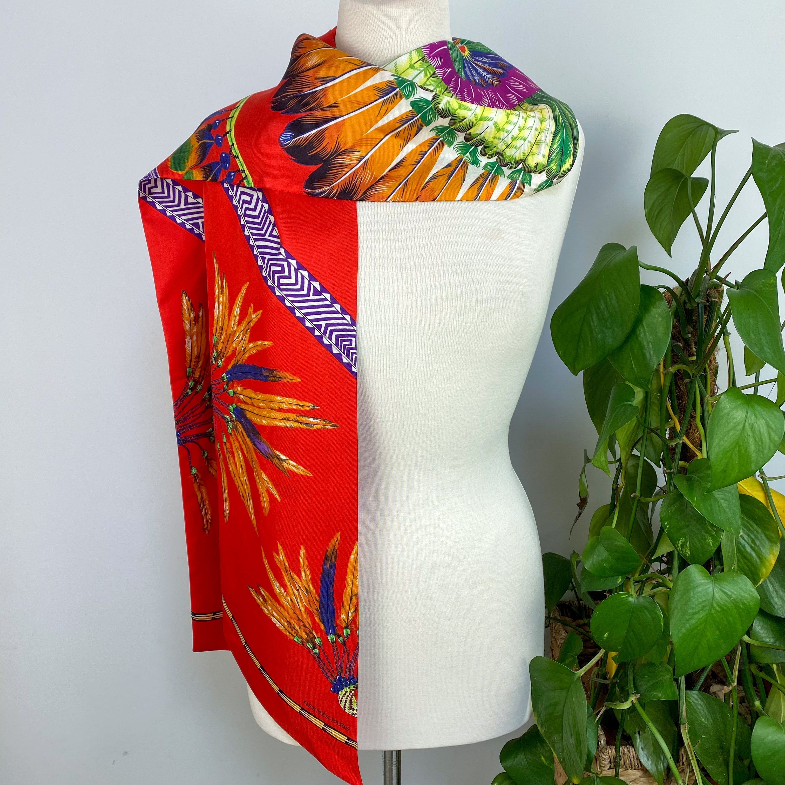 Boxed Hermès Maxi Twilly Brazil Silk Scarf