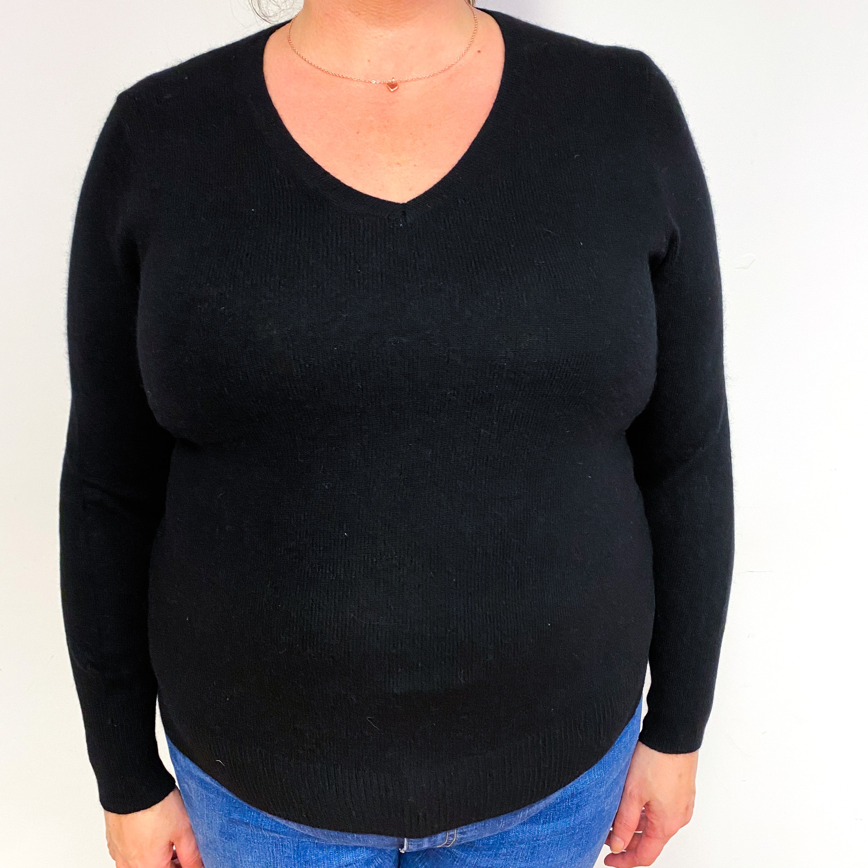 Black Cashmere V-Neck Jumper Extra Large