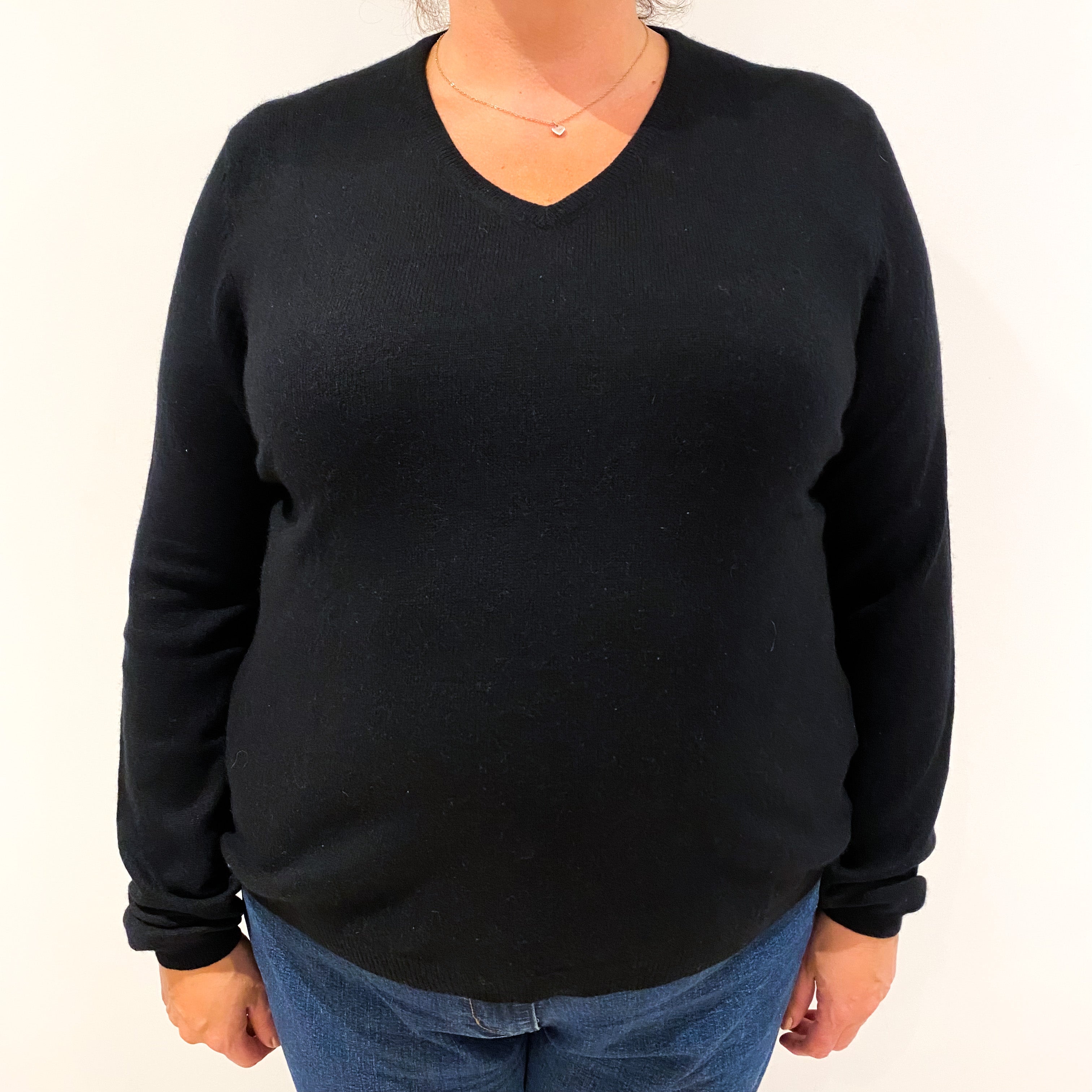 Black Cashmere V-Neck Jumper Extra Large