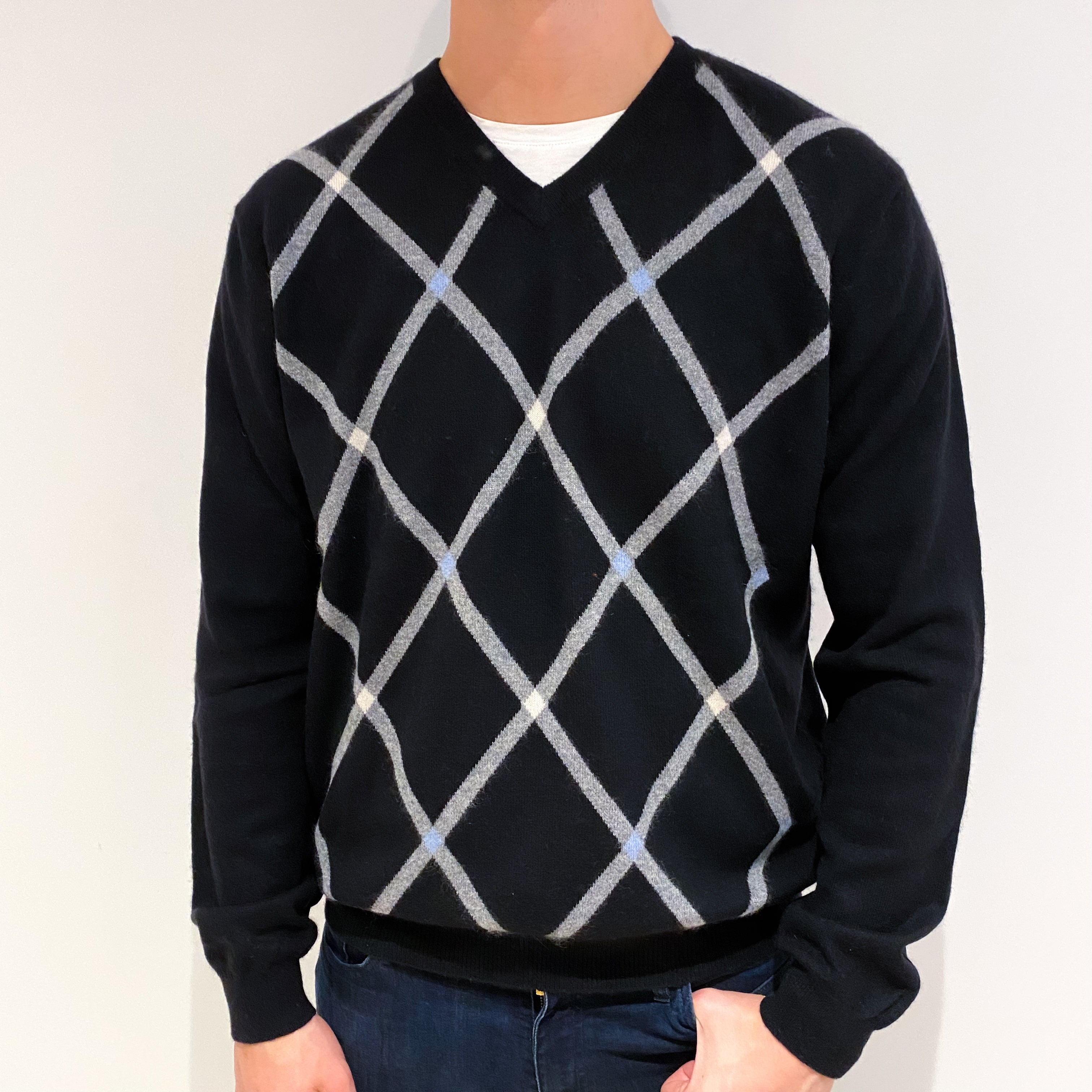 Men's Black Patterned Cashmere V Neck Jumper XL