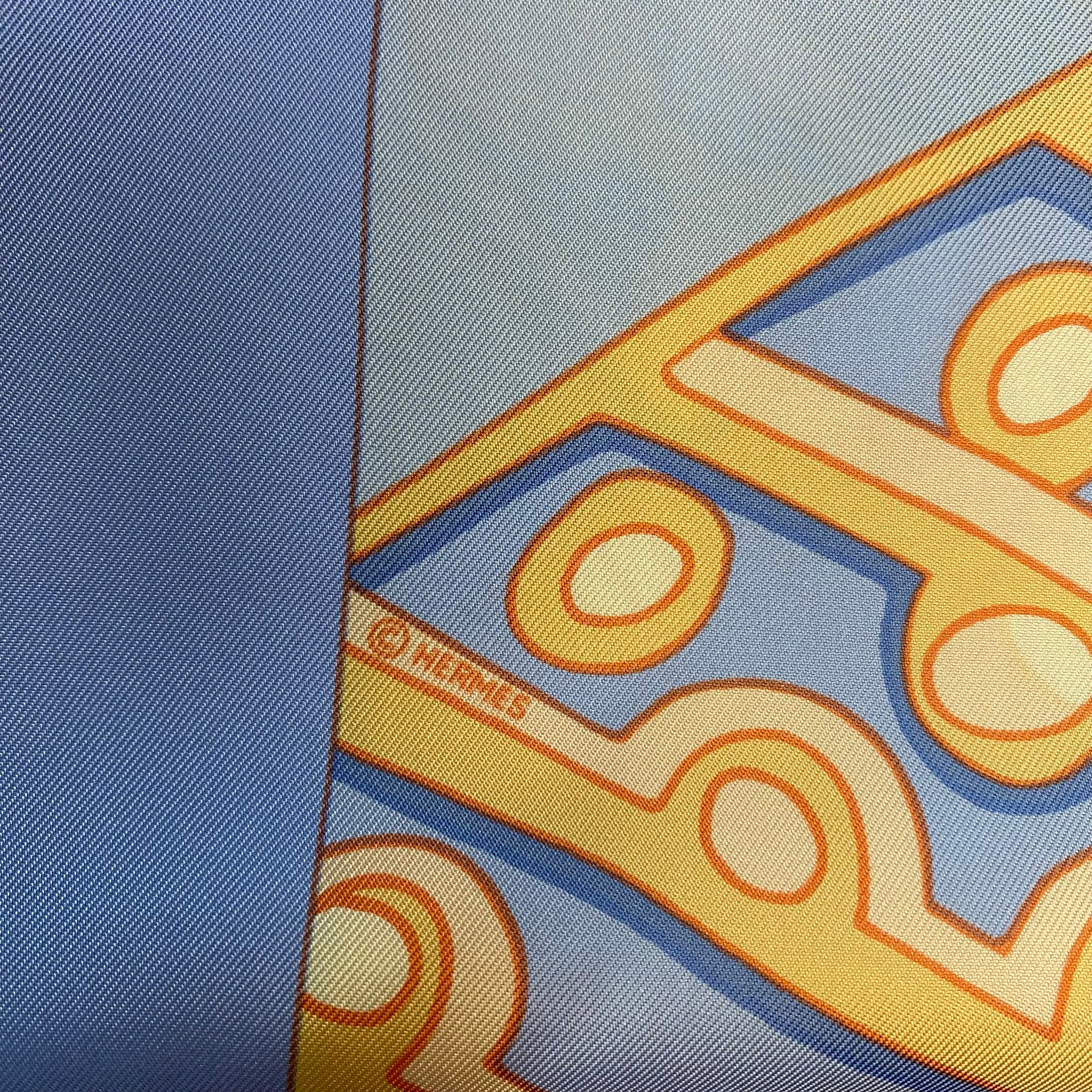 Pristine Hermès Grands Fonds Detail Silk Scarf