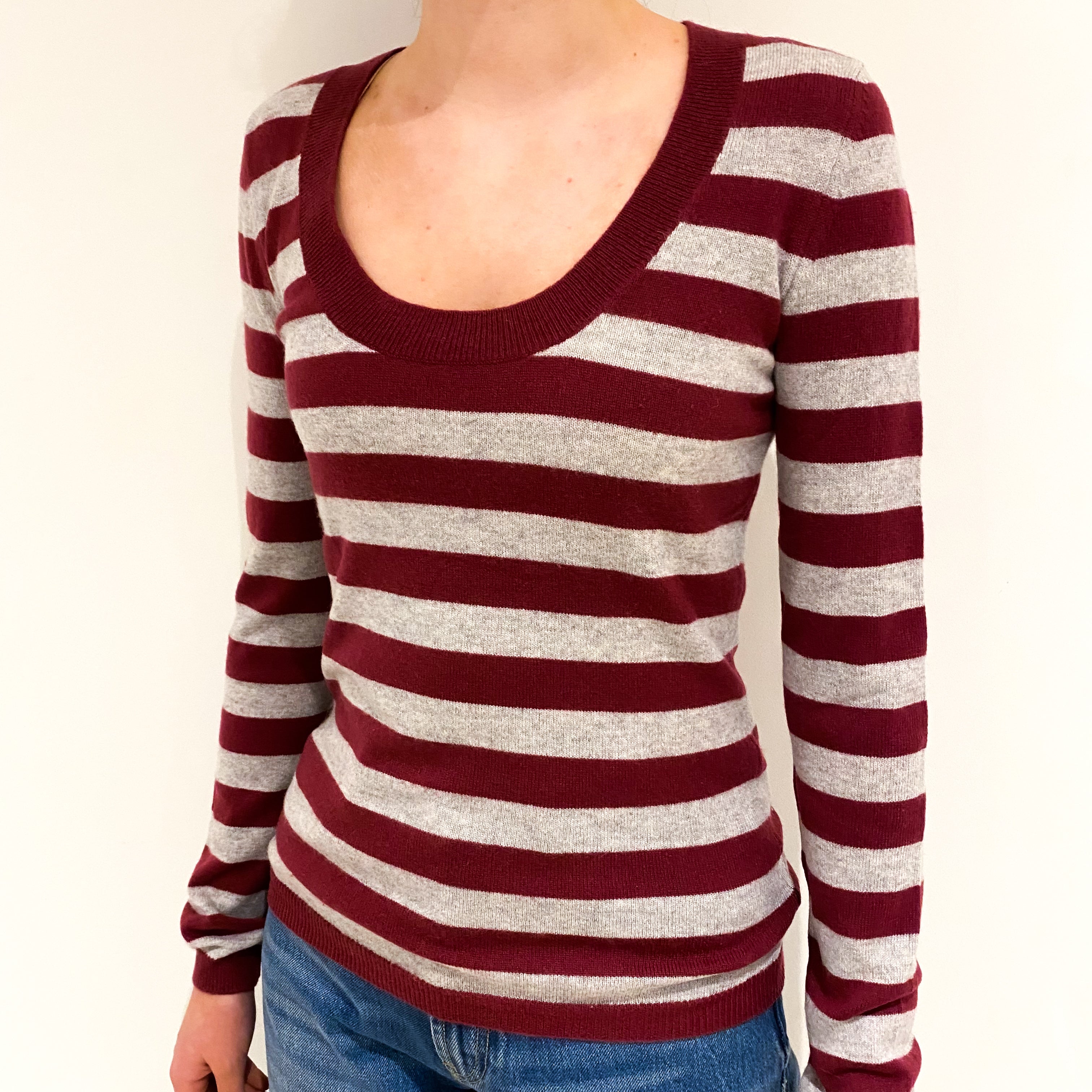 Grey and Maroon Cashmere Scoop Neck Jumper Extra Small