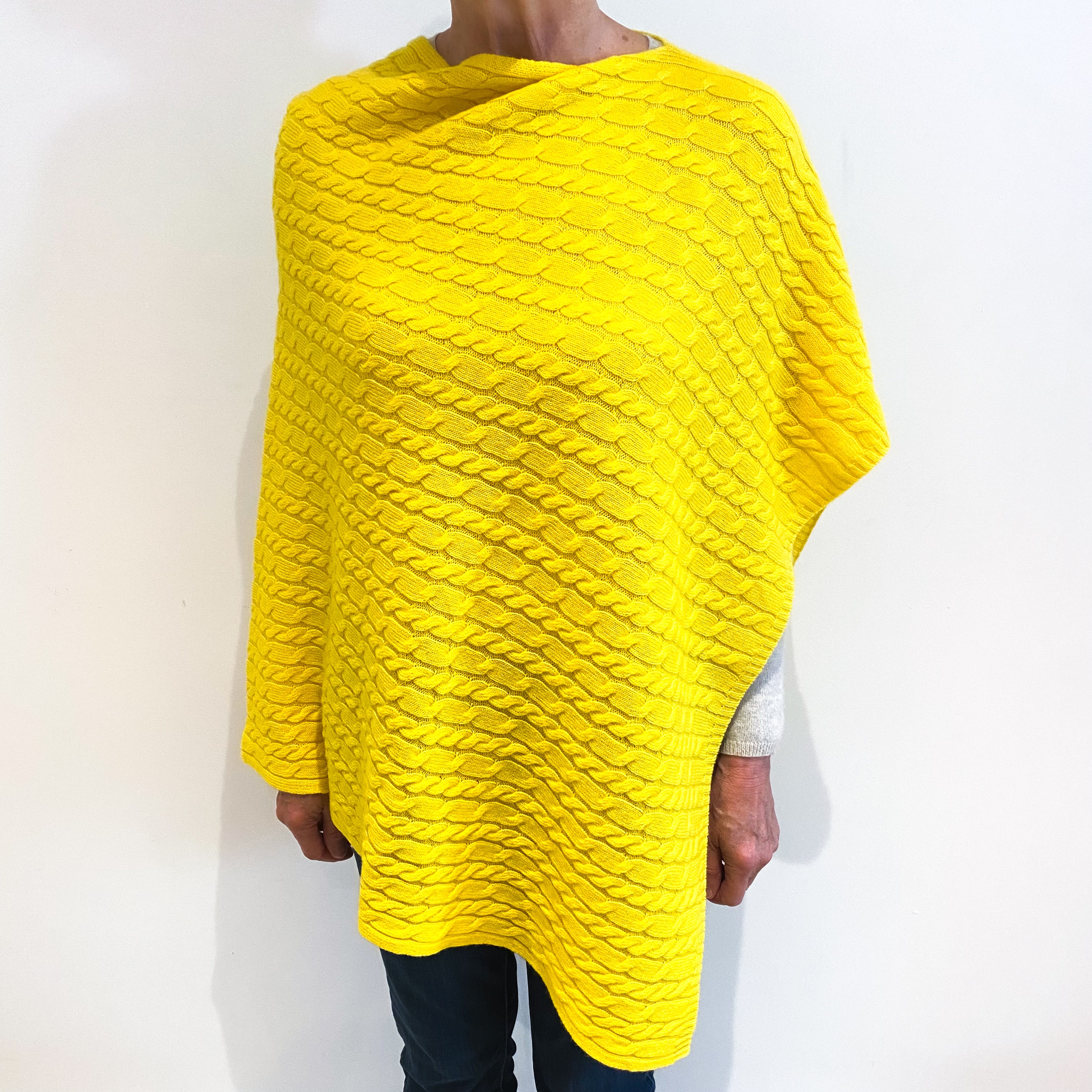 Brand New Scottish Vivid Yellow Cashmere Cable Poncho One Size