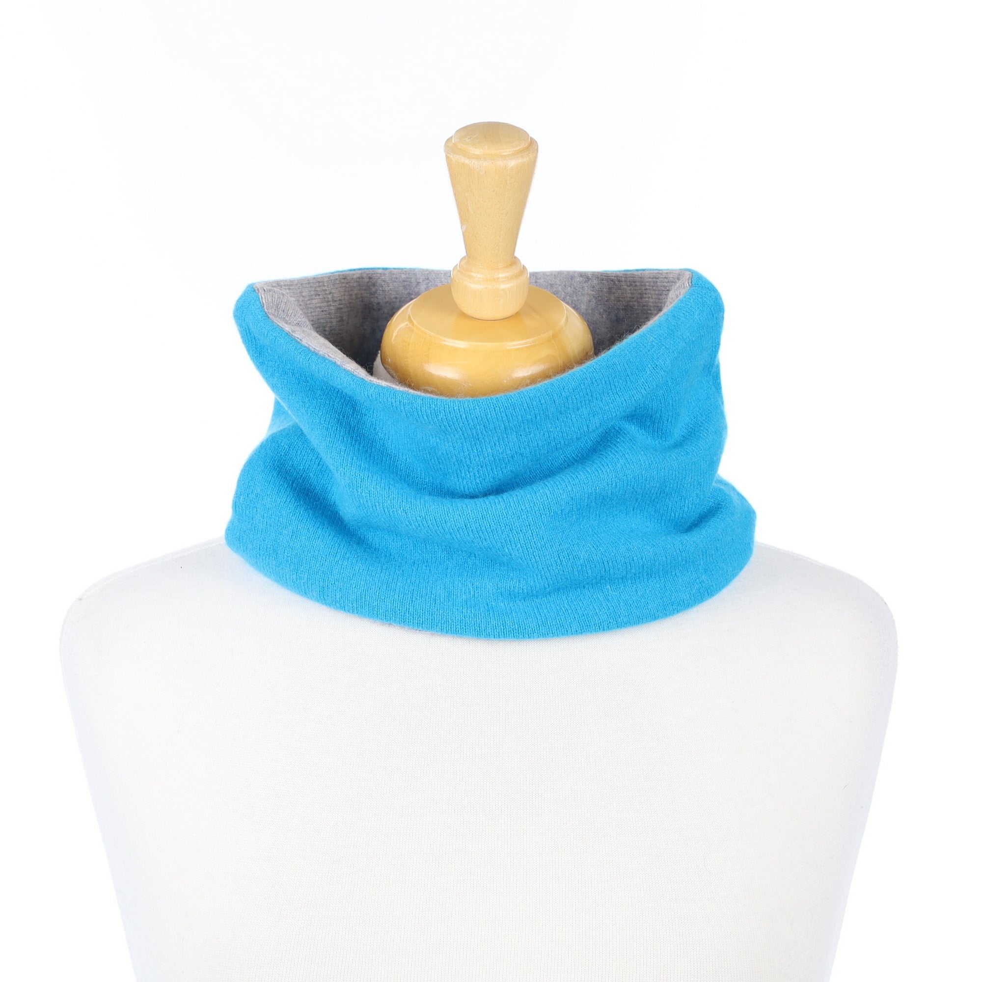 Men’s Turquoise and Smoke Grey Neck Warmer