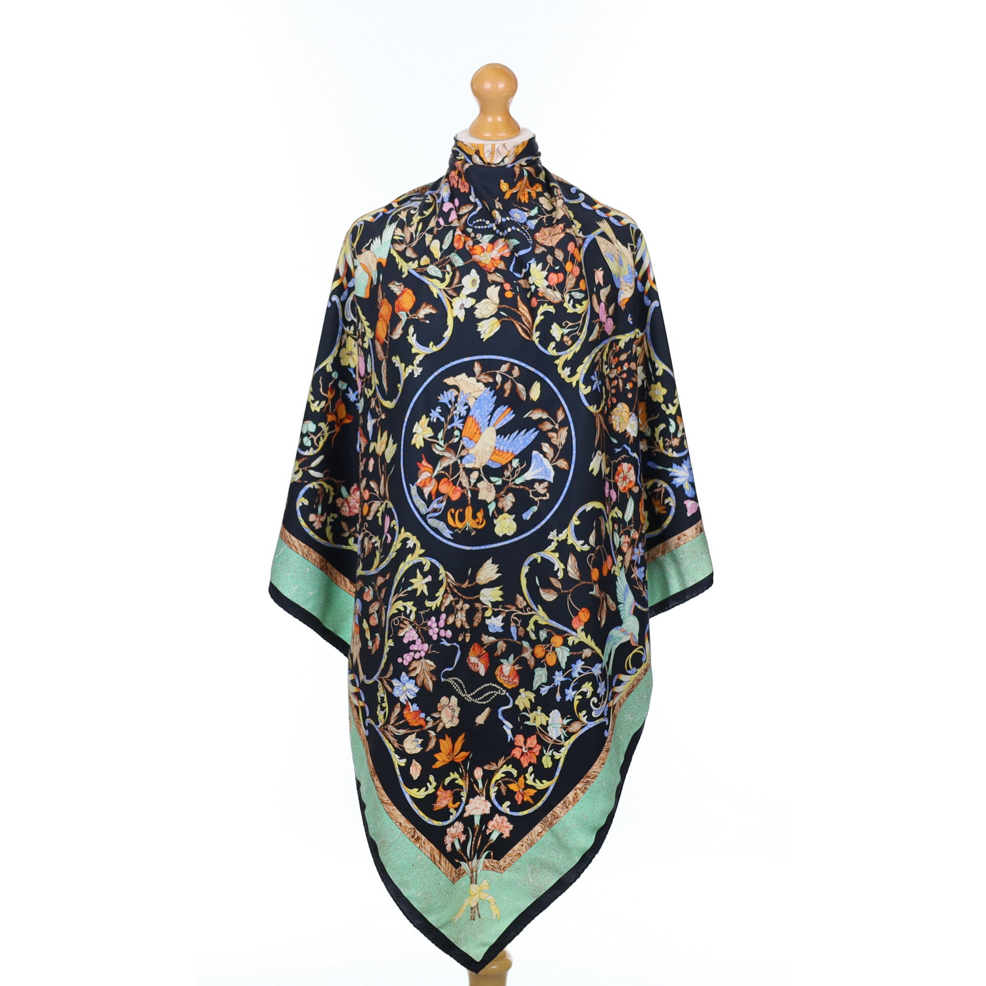 Hermès Pierres d’Orient et d’Occident Silk Scarf
