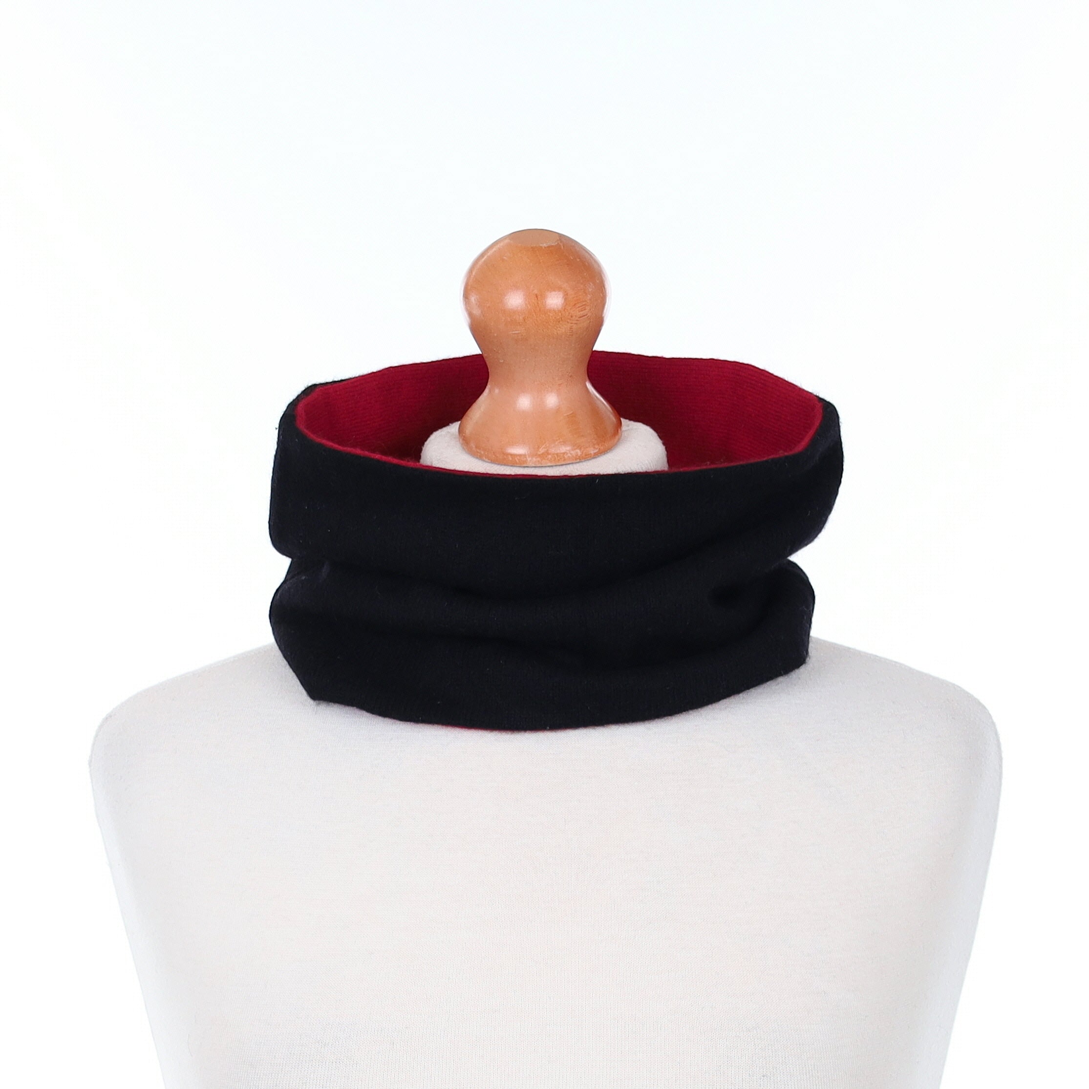 Men's Postie Red and Black Neck Warmer