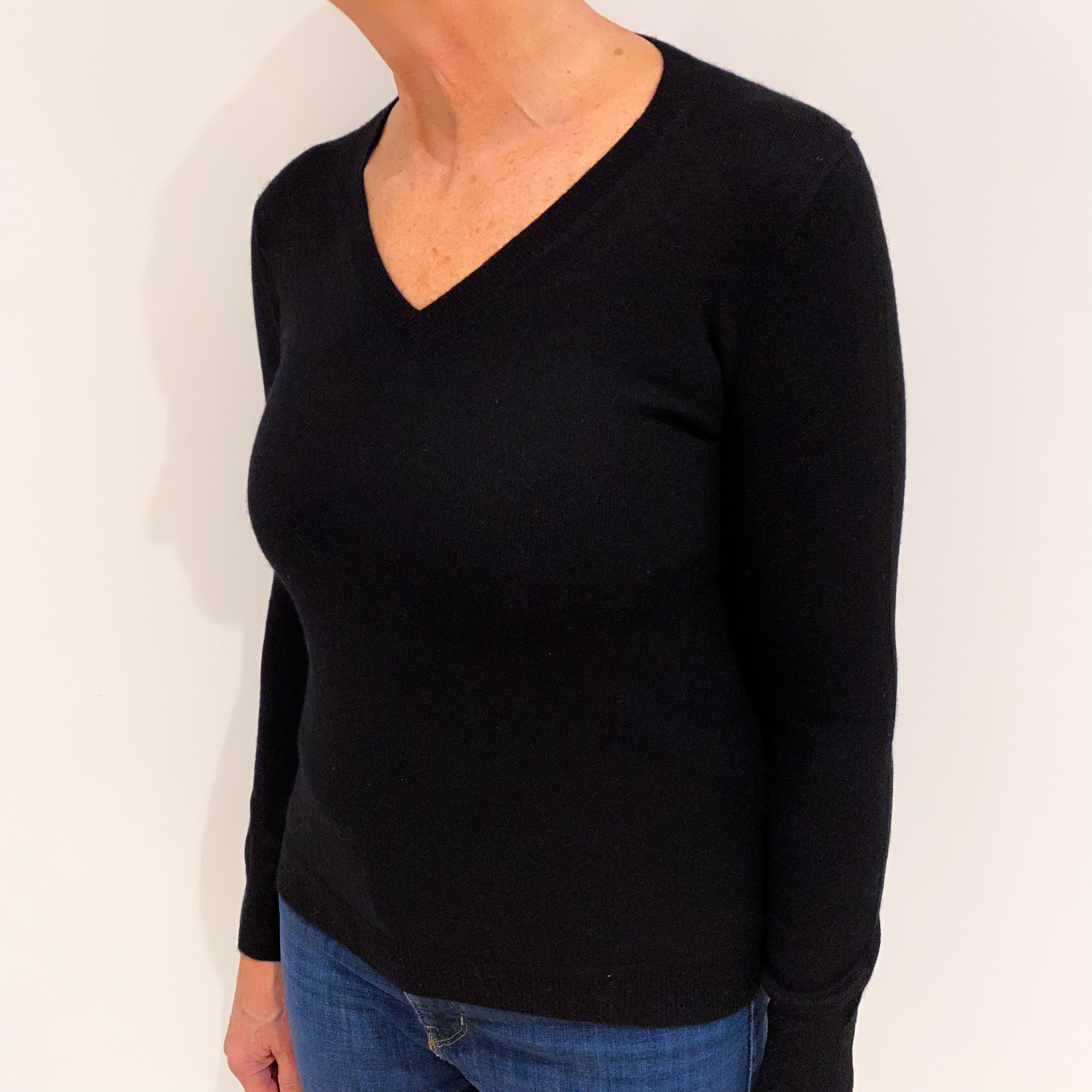 Black Cashmere V Neck Jumper Medium